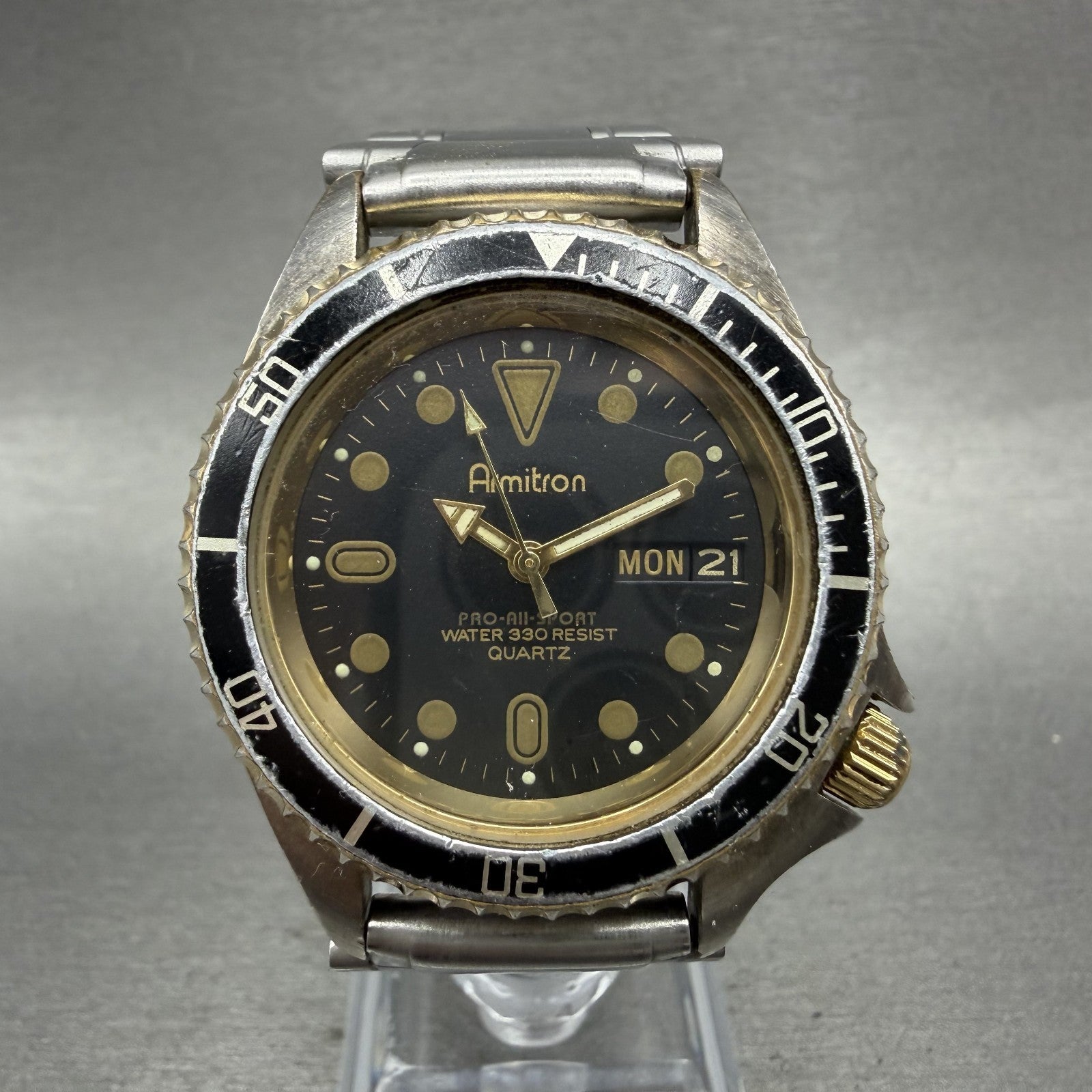 Armitron Pro All Sport Dive Watch Men 37mm Black Dial Two Tone Daydate New Batt0