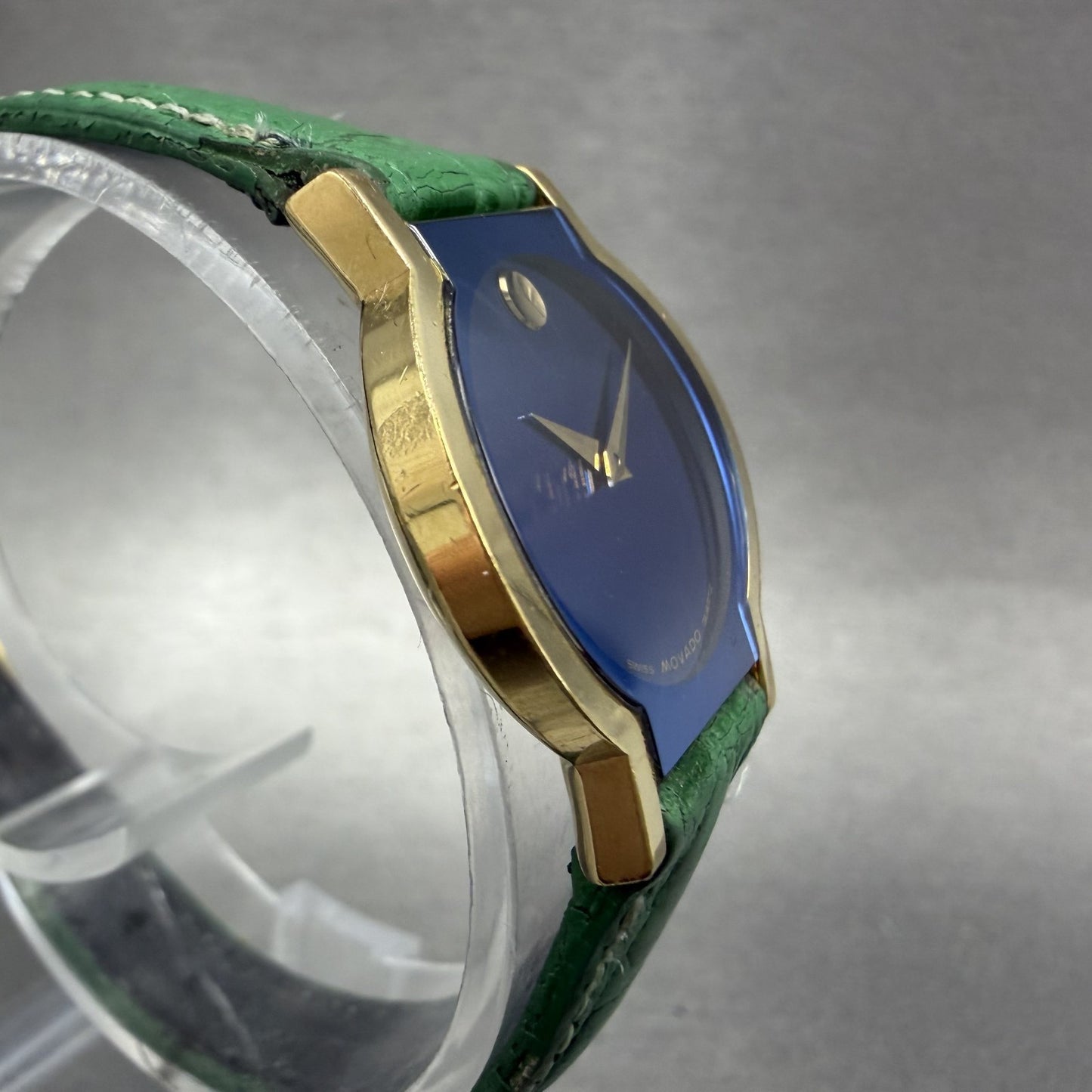 Movado Horizon Watch Women 24mm Green Dial Gold Tone Round 87-90-820 New Battery3