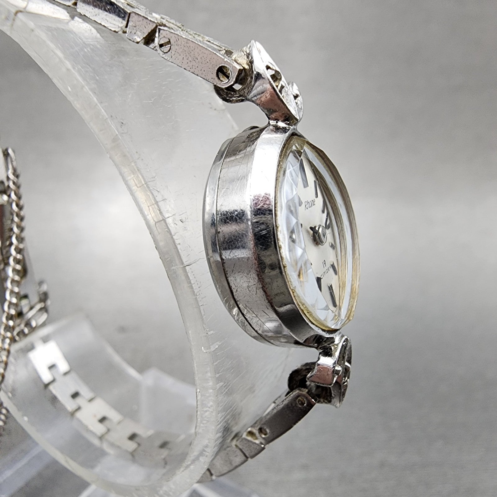 Citizen Rhone Watch Women 14mm Silver Dial White Gold Plated Oval Manual Runs3