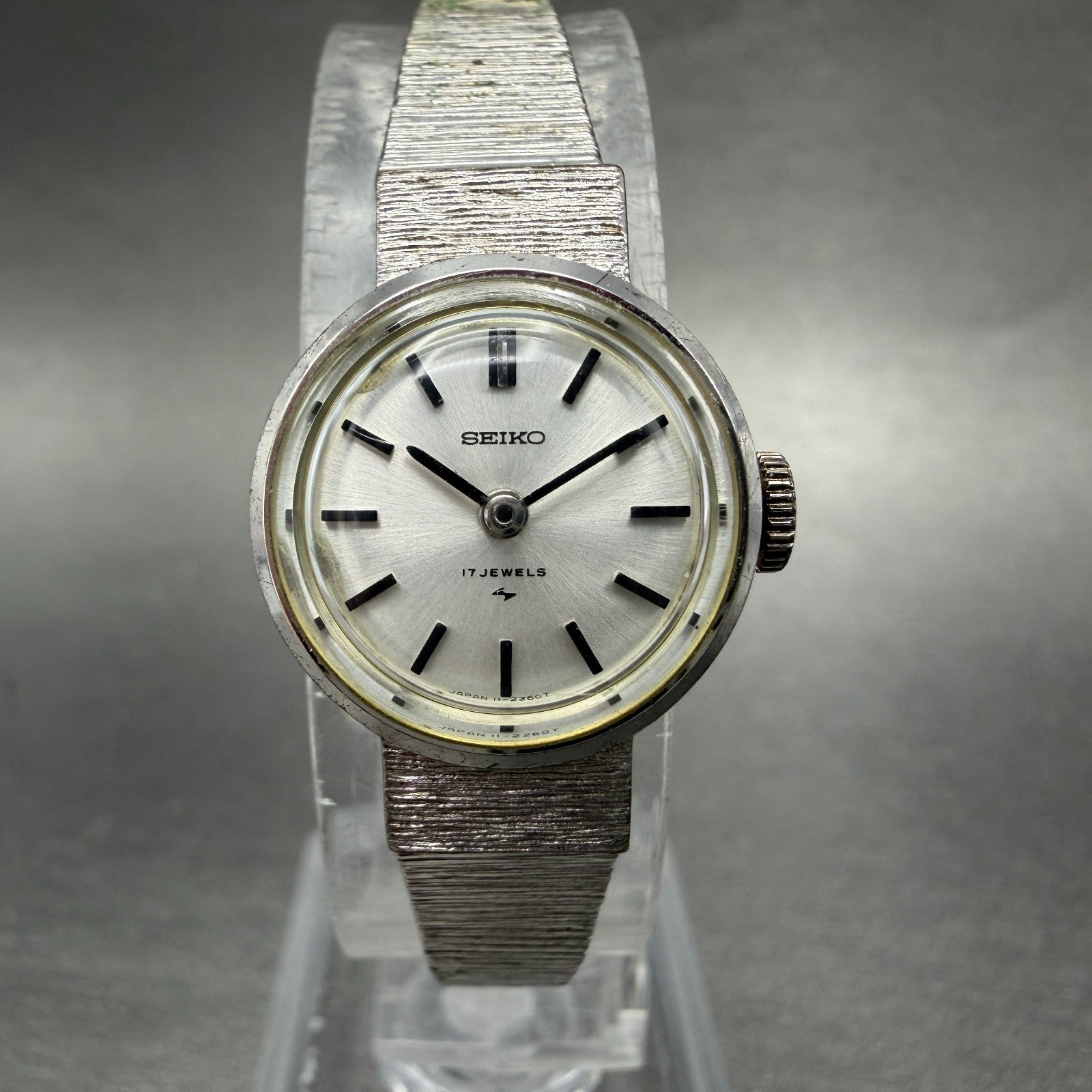 Seiko Watch Women 18mm Silver Dial Silver Tone Round Manual 11-0760 Runs Vintage0