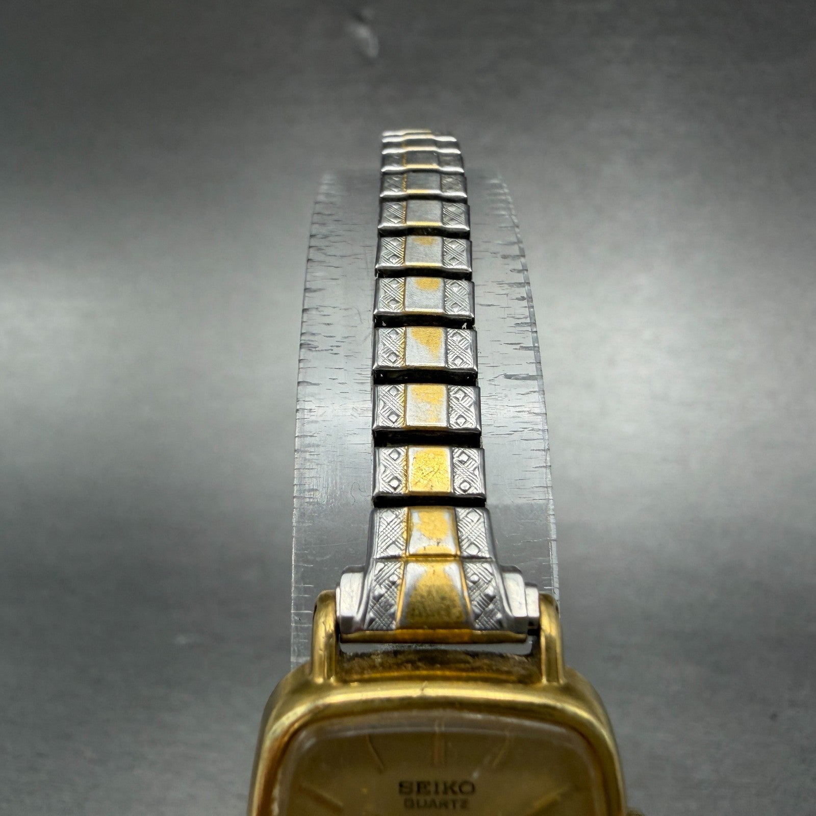 Seiko Tank Watch Women 19mm Champagne Dial Gold Tone 5420-5020 Square New Batt4