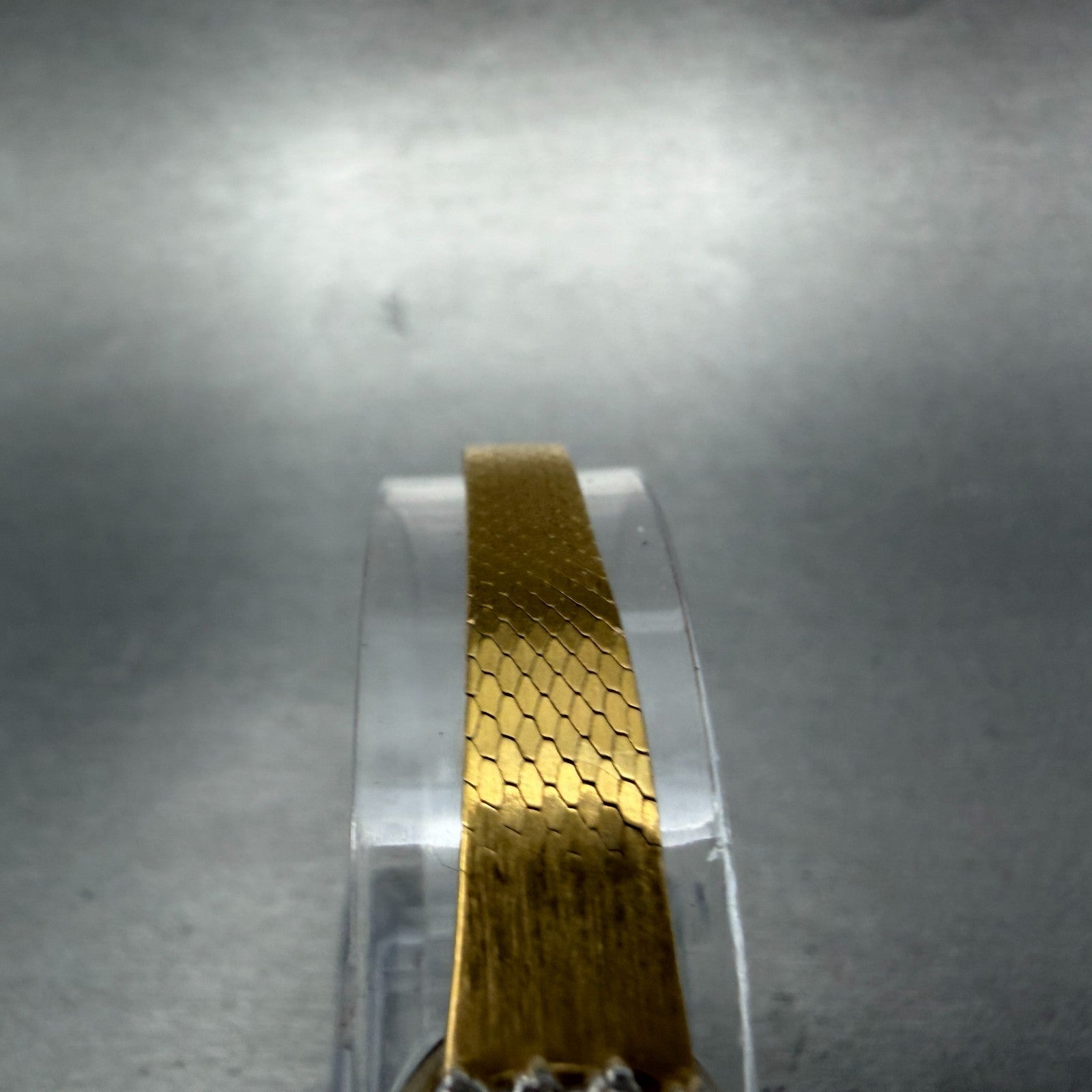 Sutton Watch Women 14mm Champagne Dial Gold Tone Diamond Bezel New Battery VTG4