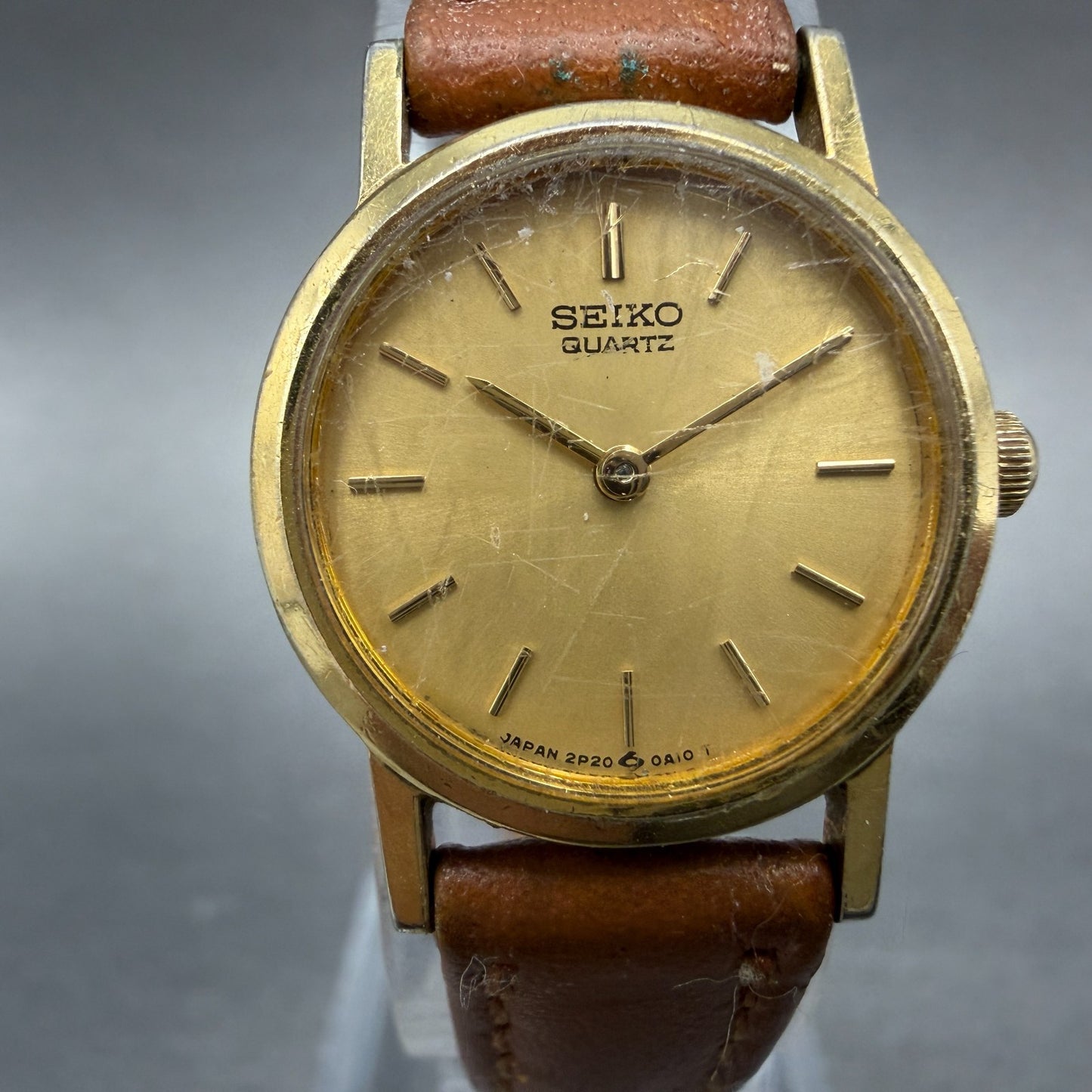 Seiko Watch Women 20mm Champagne Dial Gold Tone Round 2P20-0A10 New Battery VTG1