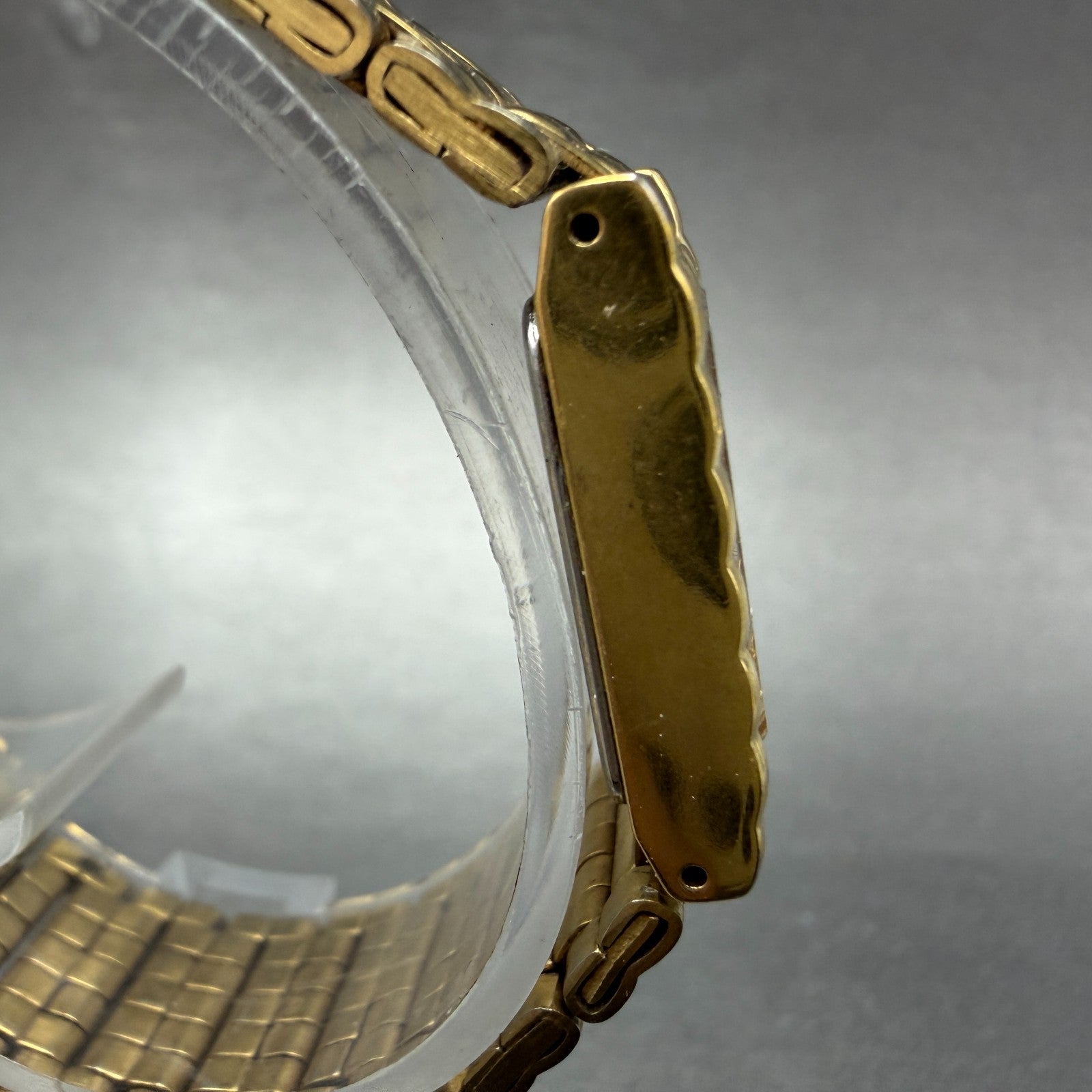 Seiko Tank Watch Women 16mm Black Dial Gold Tone Rectangle 1N00-6C09 New Battery3