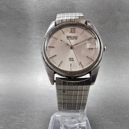 Seiko SQ Watch Men 33mm Silver Dial Silver Tone Date Round 5Y22-6000 PARTS6