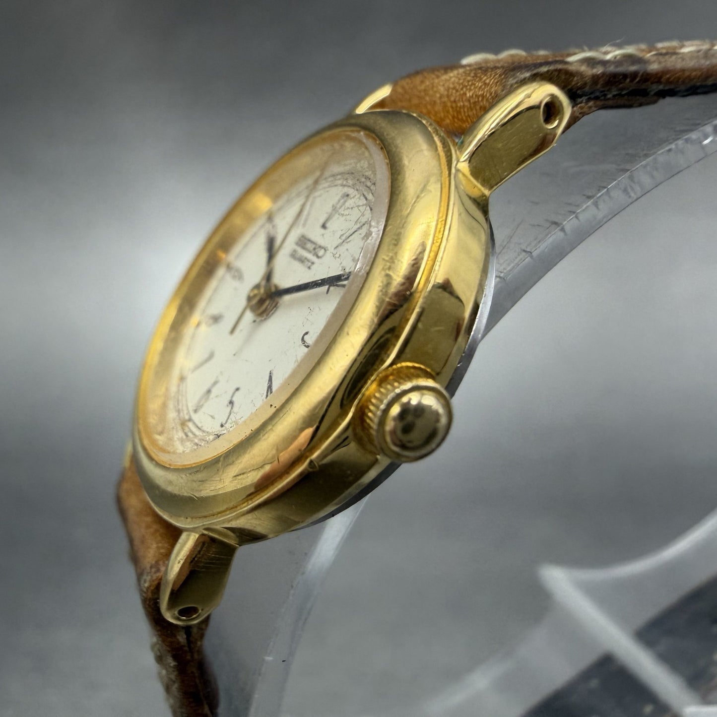 Seiko Watch Women 21mm Cream Dial Gold Tone Round 1N01-0E29 New Battery Vintage2