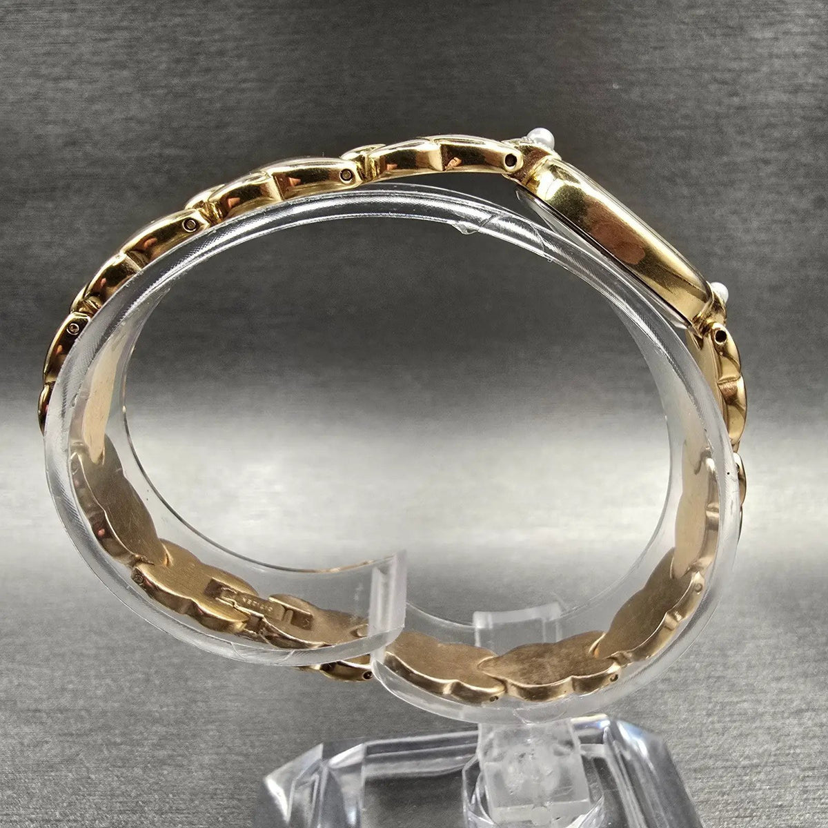 Citizen Elegance Watch Women 14mm MOP Dial Gold Tone Oval 5421-F43542 New Batt8