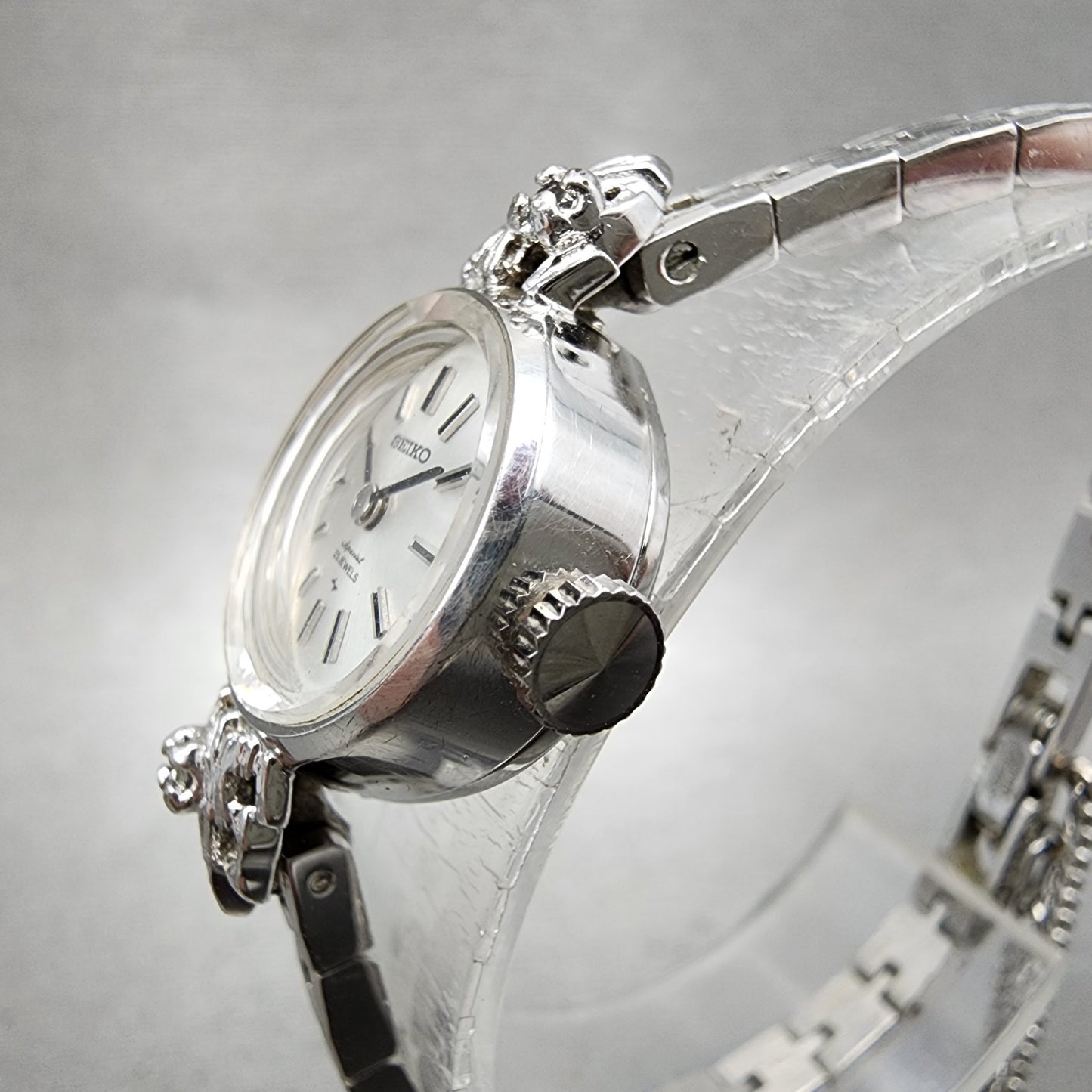 Seiko Special Watch Women 17mm Silver Dial Silver Round 11400050 Manual Runs2