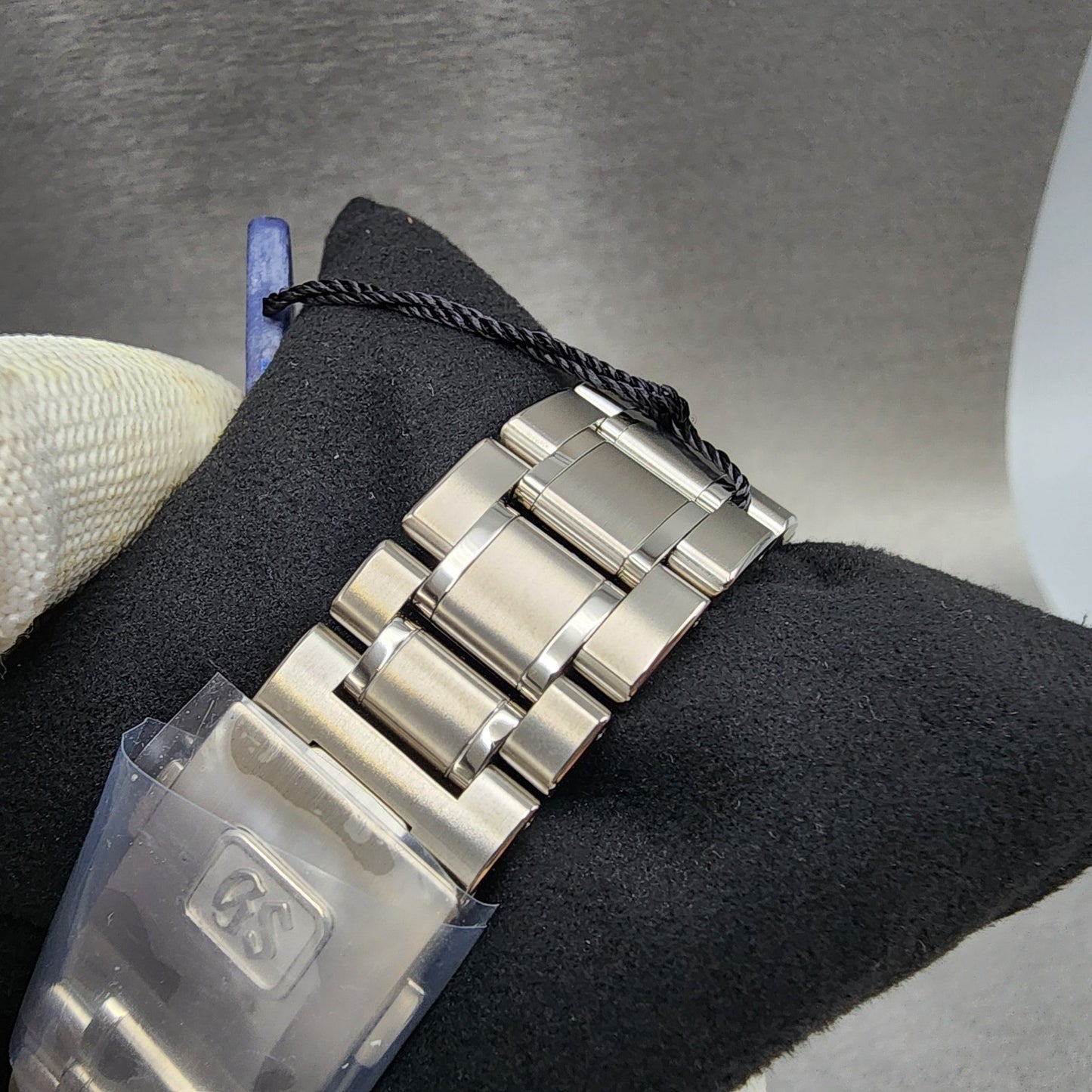 Grand Seiko SBGA497 Watch Men 41mm Pink Snowflake Dial Titanium Date Full Set6