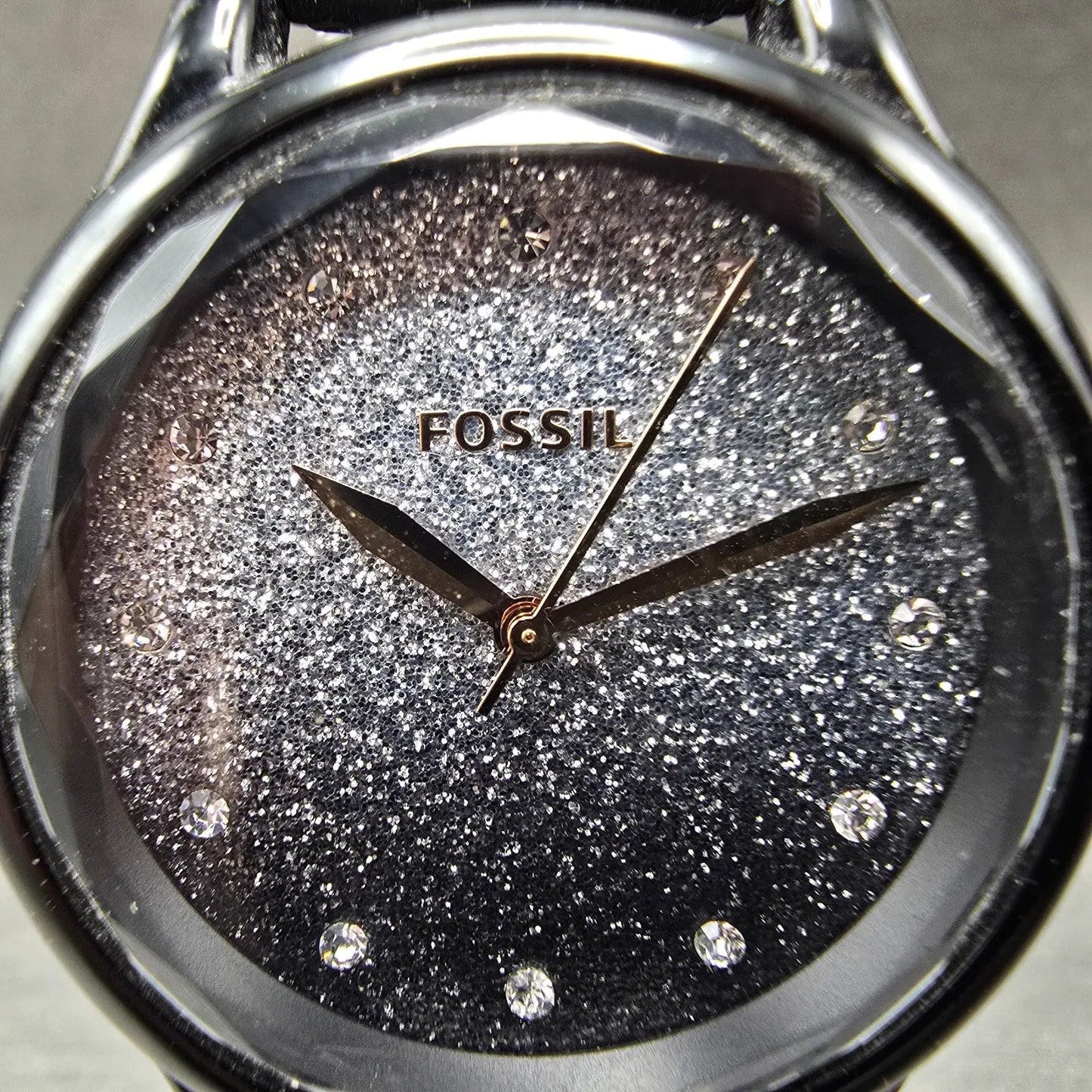 Fossil Watch Women 34mm Silver Dial Black Tone Round BQ3432 New Battery1