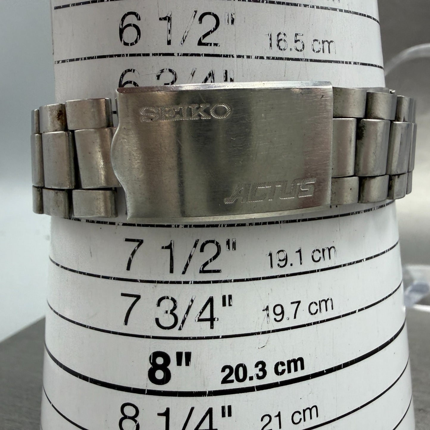 Seiko 5 Actus SilverWave Watch Men 38mm Silver Tone Steel Daydate 6306-8010 Runs10