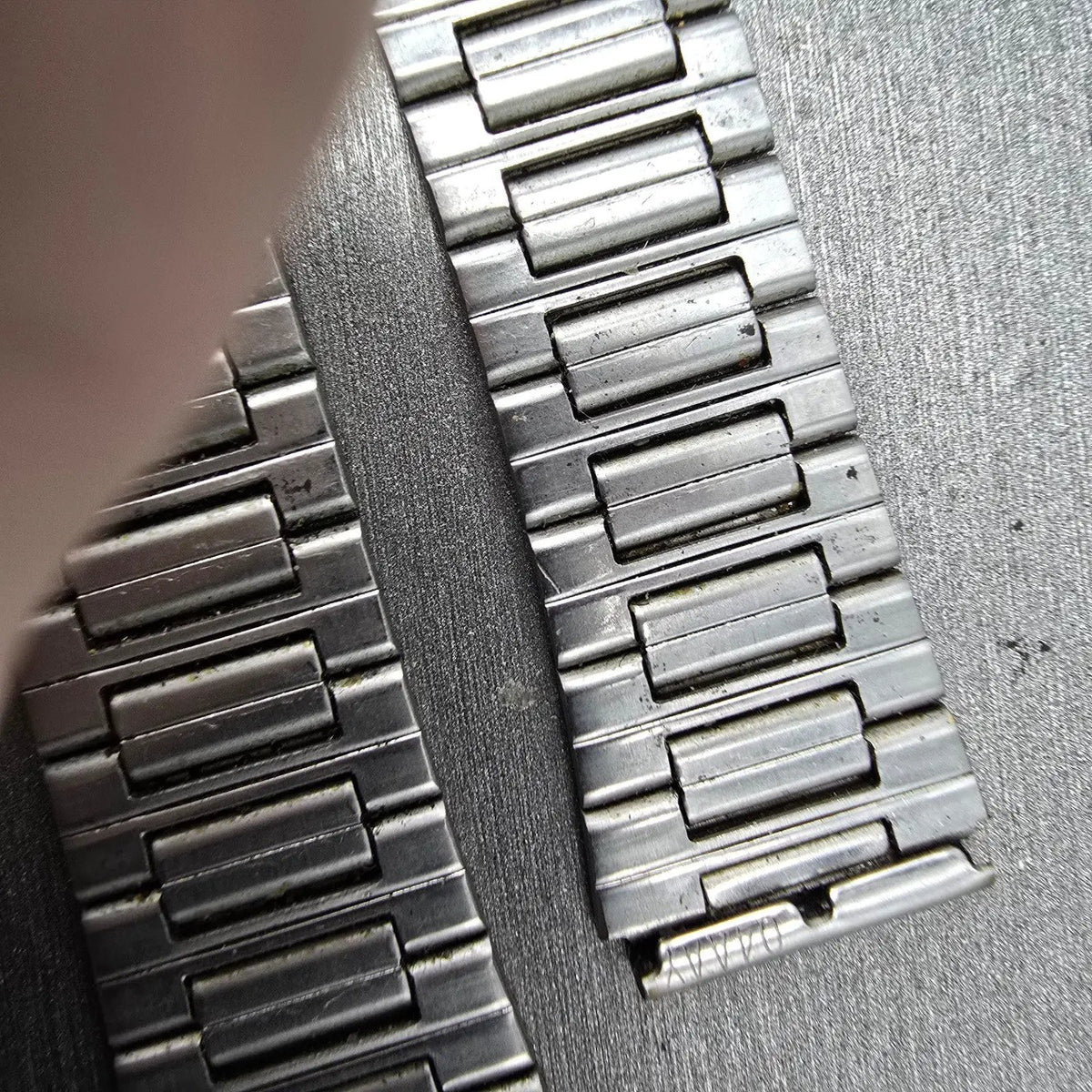 Seiko Bracelet 16mm Stainless Steel Gold Tone Vintage Japan 04AAY MISSING Clasp15