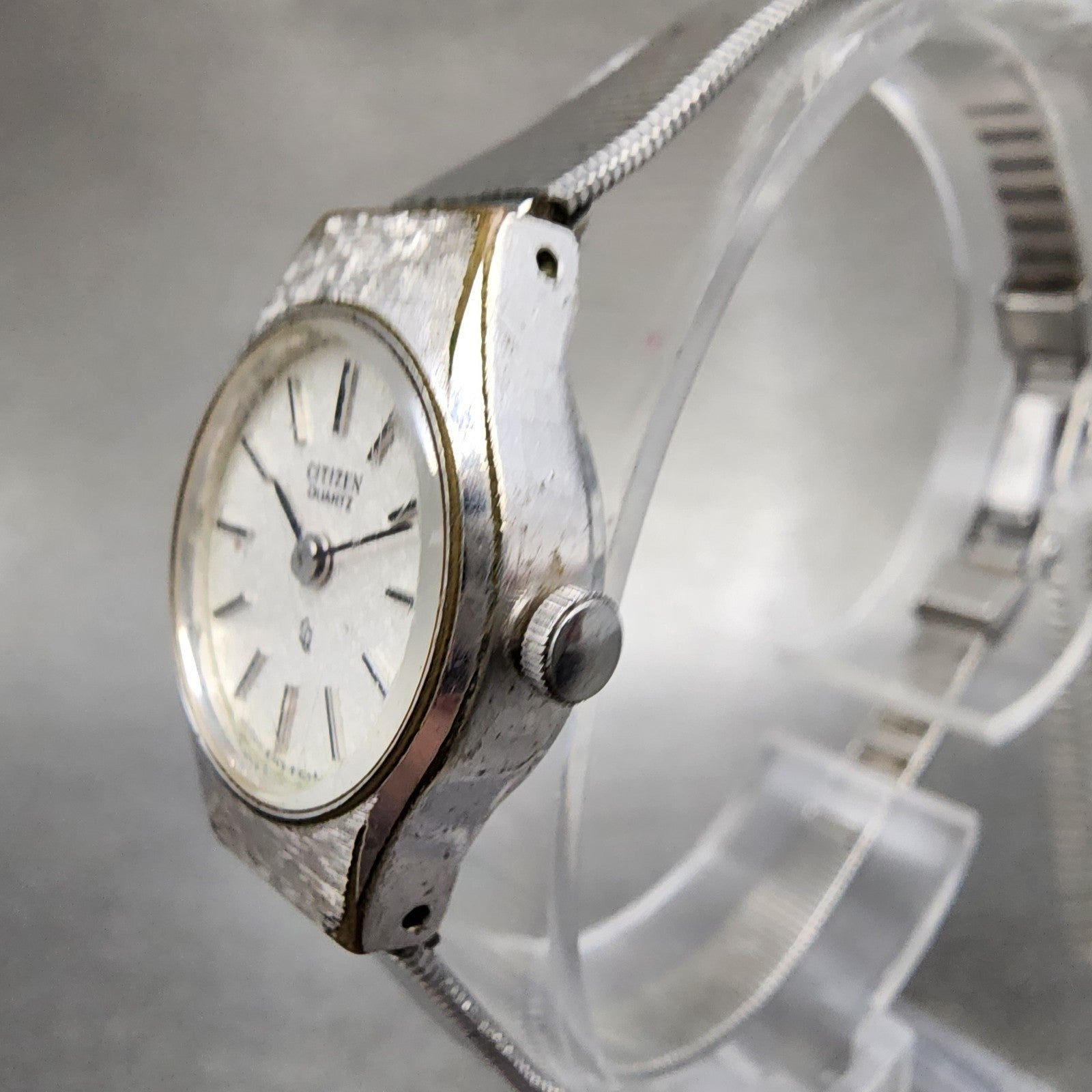 Citizen CQ Watch Women 20mm White Dial Silver Tone Round 4830385 New Batt2