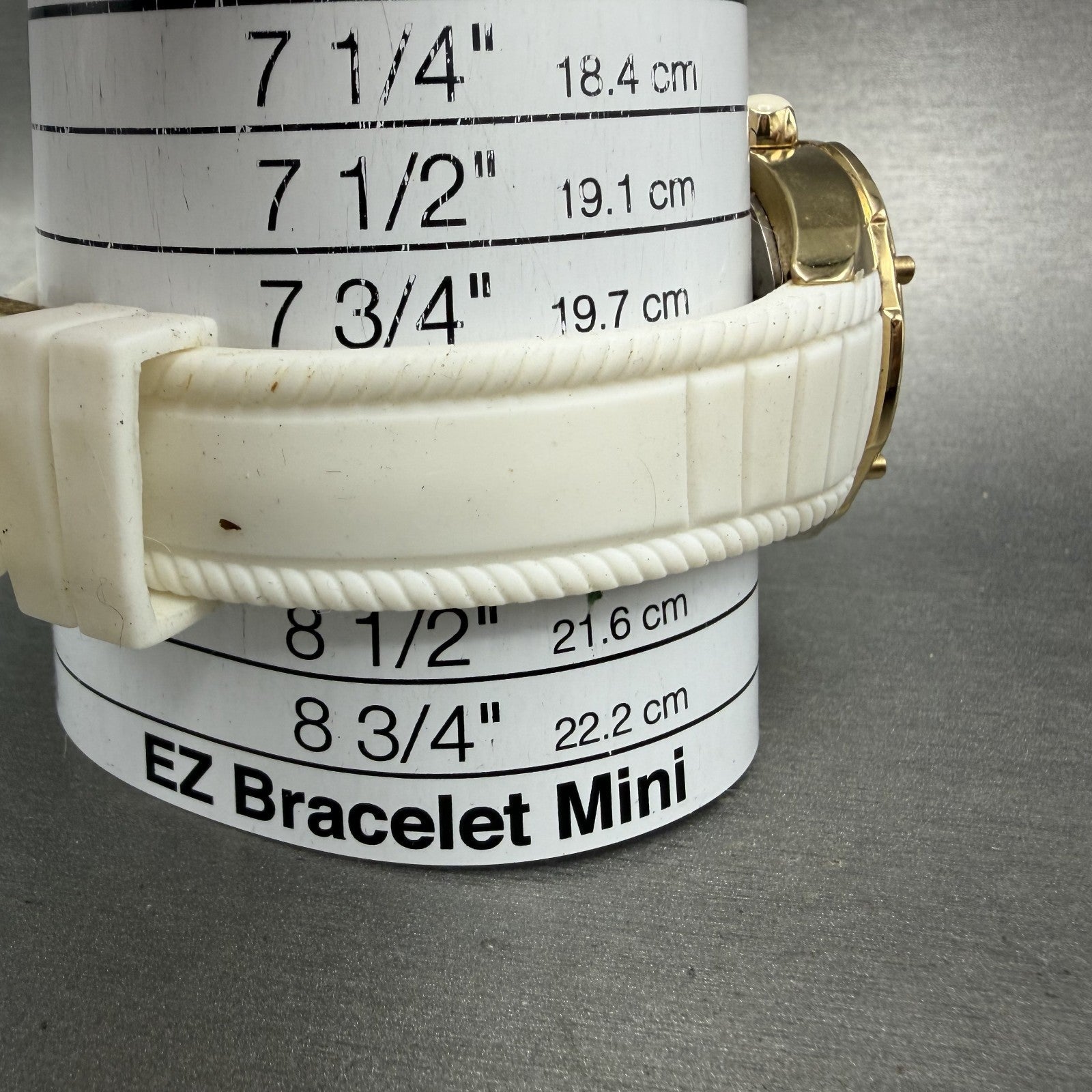 Invicta Venom Watch Women Silver Dial Gold Tone Round Rubber 26147 New Battery10