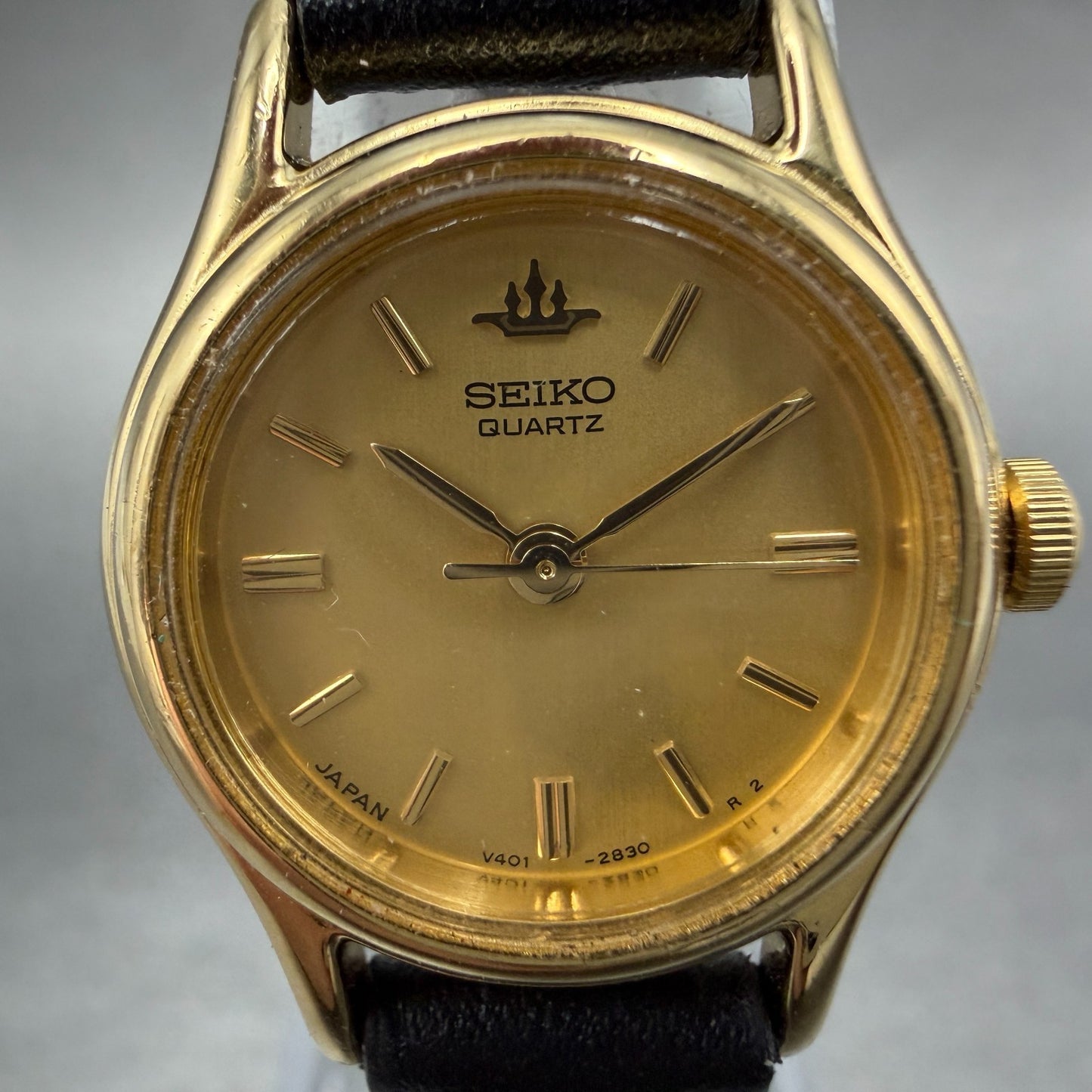 Seiko Watch Women 21mm Champagne Dial Gold Tone Round V401-0920 New Battery1