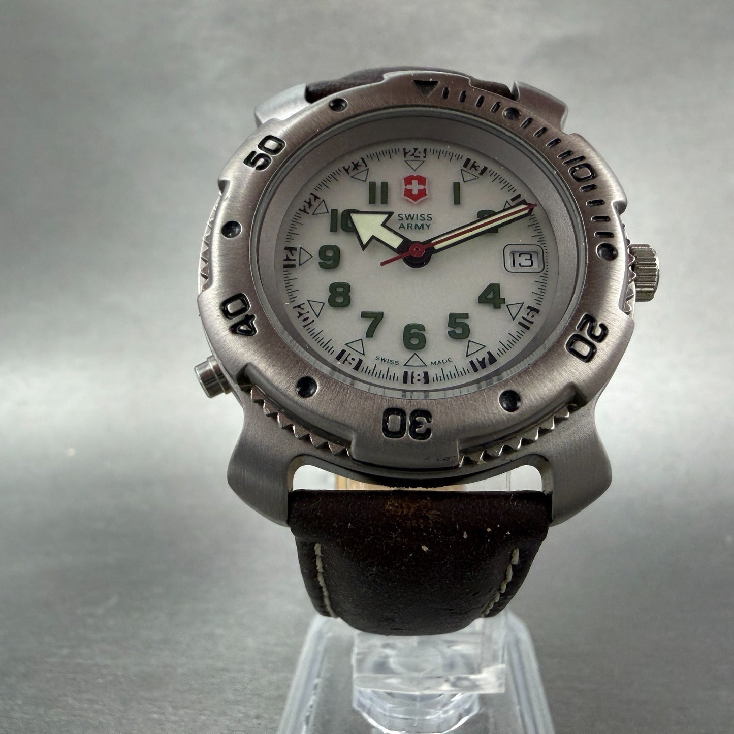 Victorinox Swiss Army Sportline Watch Men 37mm White Dial Silver READ!! New Batt5