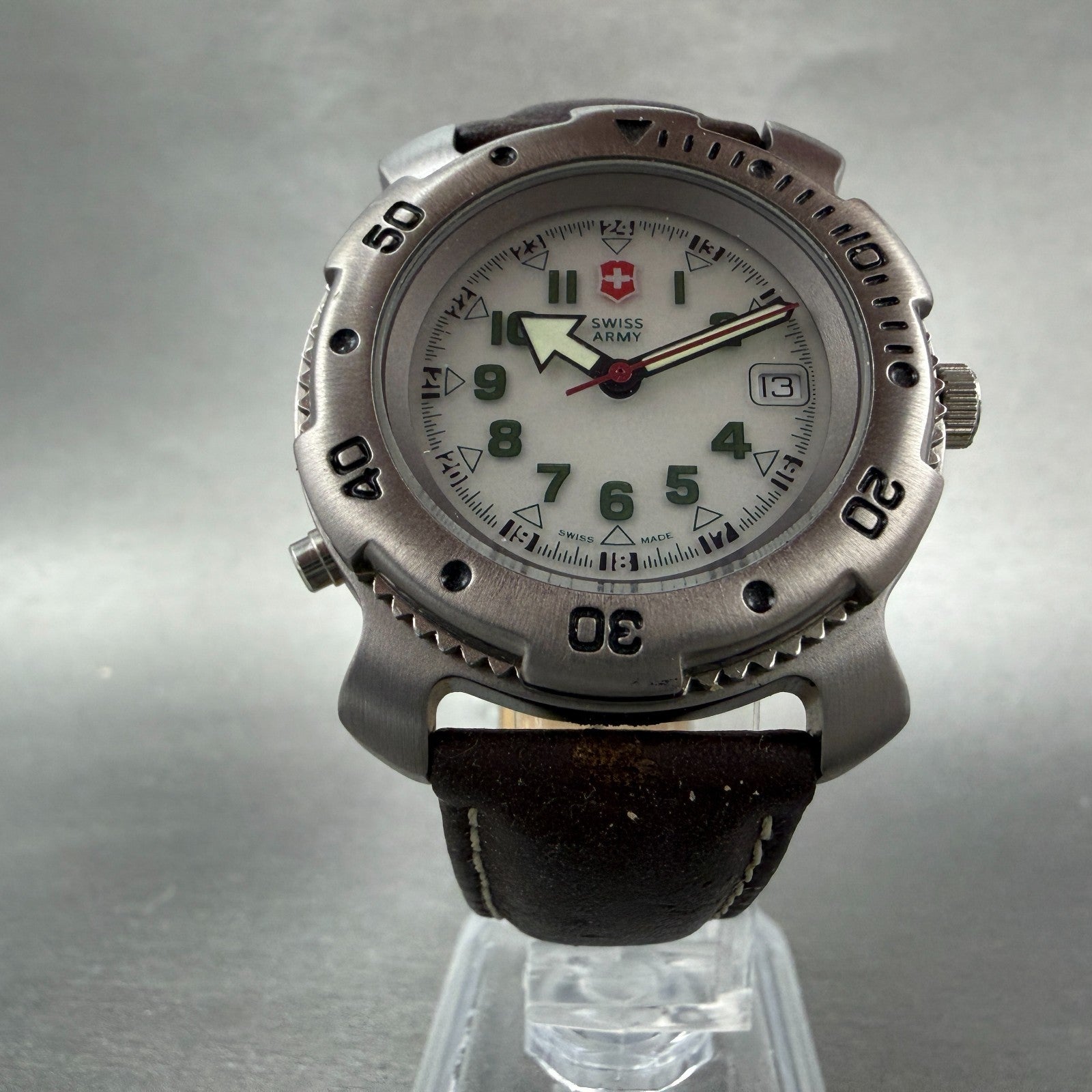 Victorinox Swiss Army Sportline Watch Men 37mm White Dial Silver READ!! New Batt5