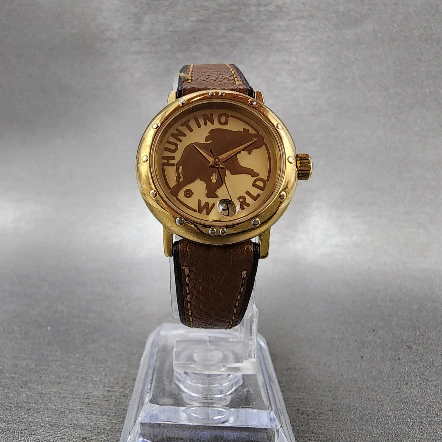 Hunting World Watch Women 27mm Gold Dial Gold Tone Date Round  New Battery5