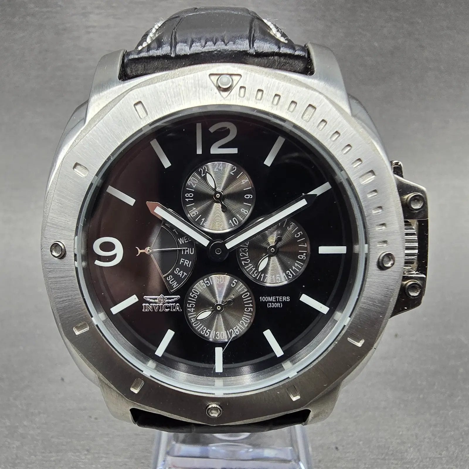 Invicta Dive Watch Men 45mm Black Dial Silver Tone Daydate 5774 New Battery0