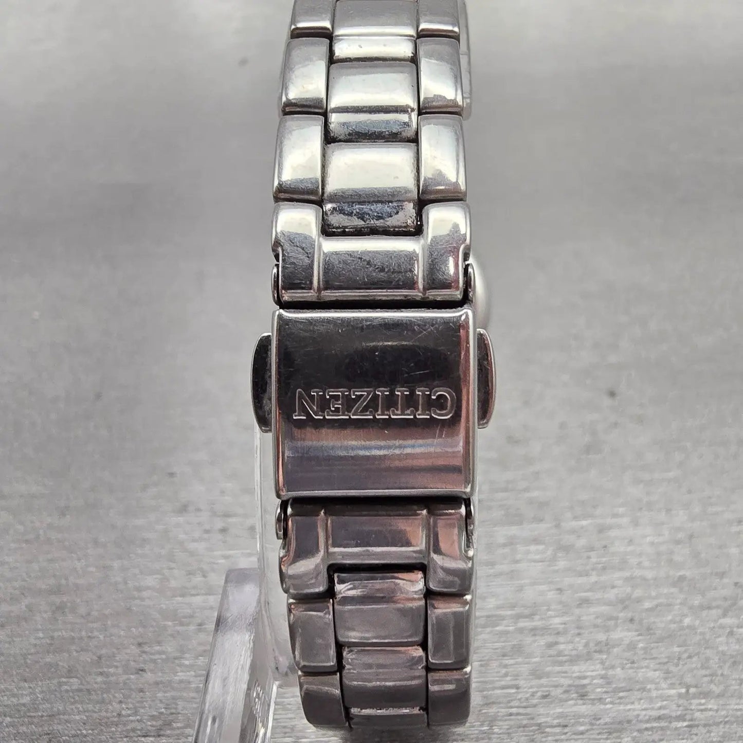 Citizen Eco-Drive Watch Women 25mm Gray Dial Silver Daydate E001-K17580 Works7