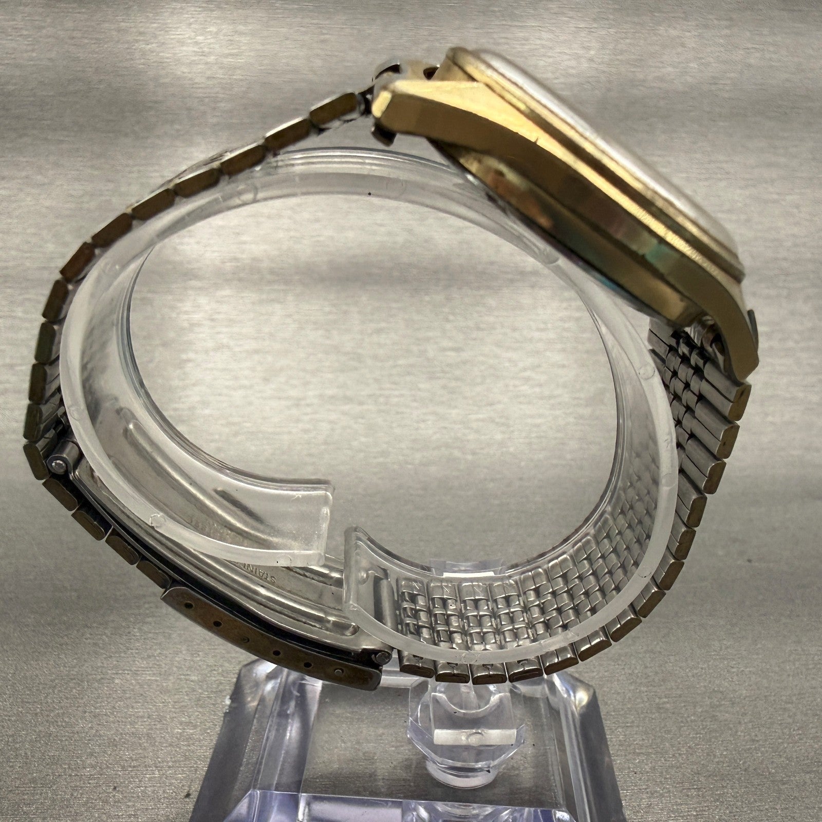 Seiko Automatic Watch Men 36mm White Dial Gold Tone Date Round 7005-8022 Works8