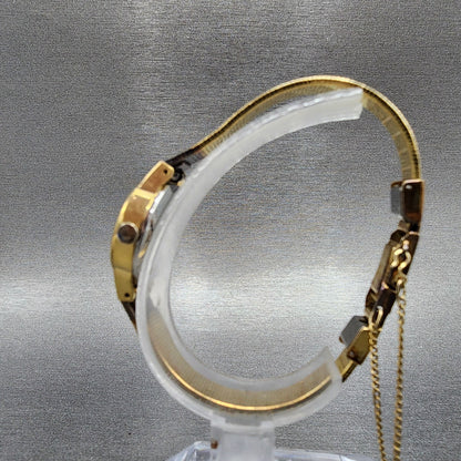 Seiko Watch Women 20mm Champagne Dial Gold Tone Oval 1421-5710 New Battery