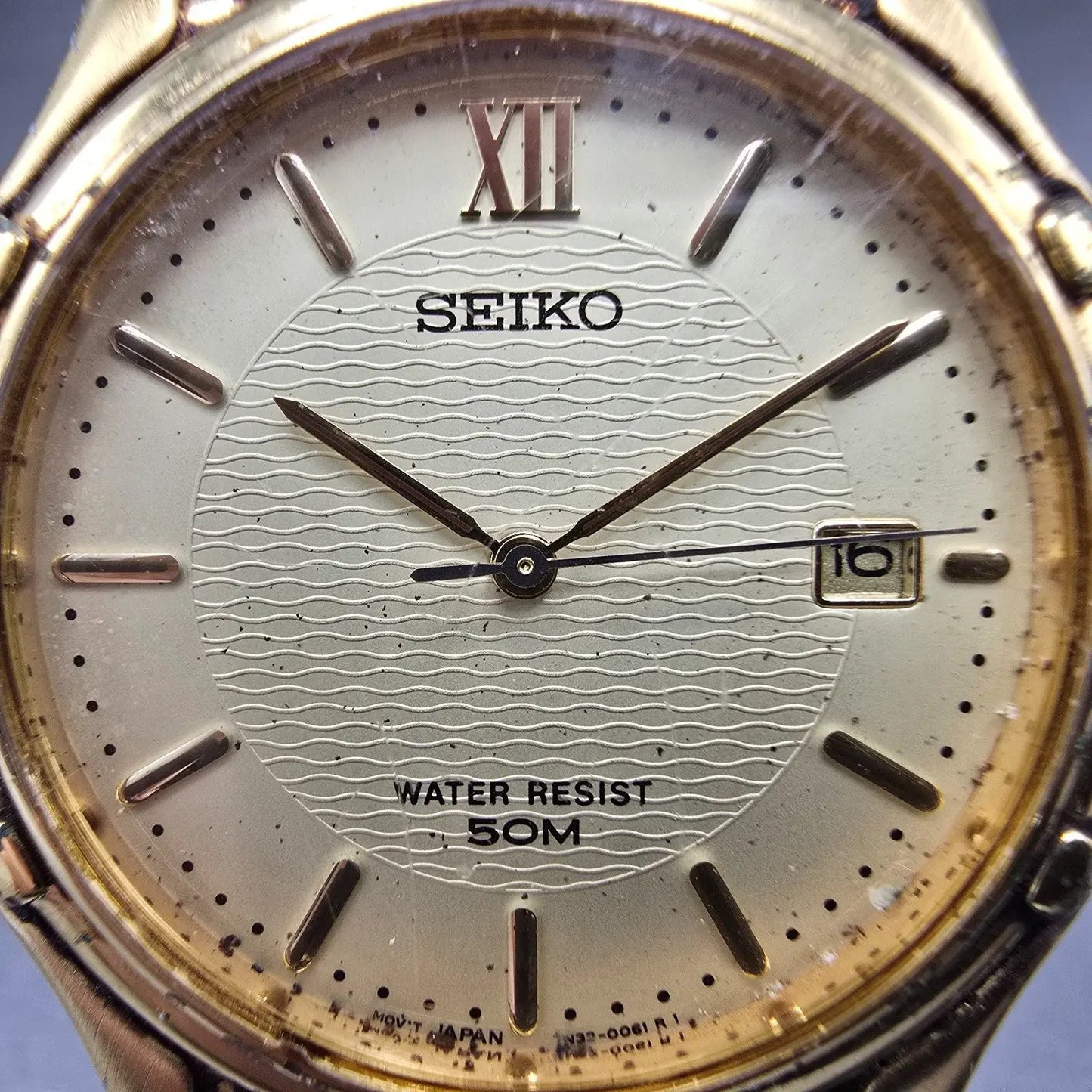Seiko Watch Men 36mm Champagne Dial Gold Tone Date Round 7N32-0049 PARTS Vintage2