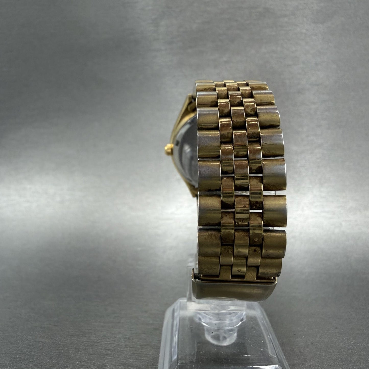 Citizen Watch Men 35mm Gold Tone Gold Tone Daydate 6100S16725 New Battery7