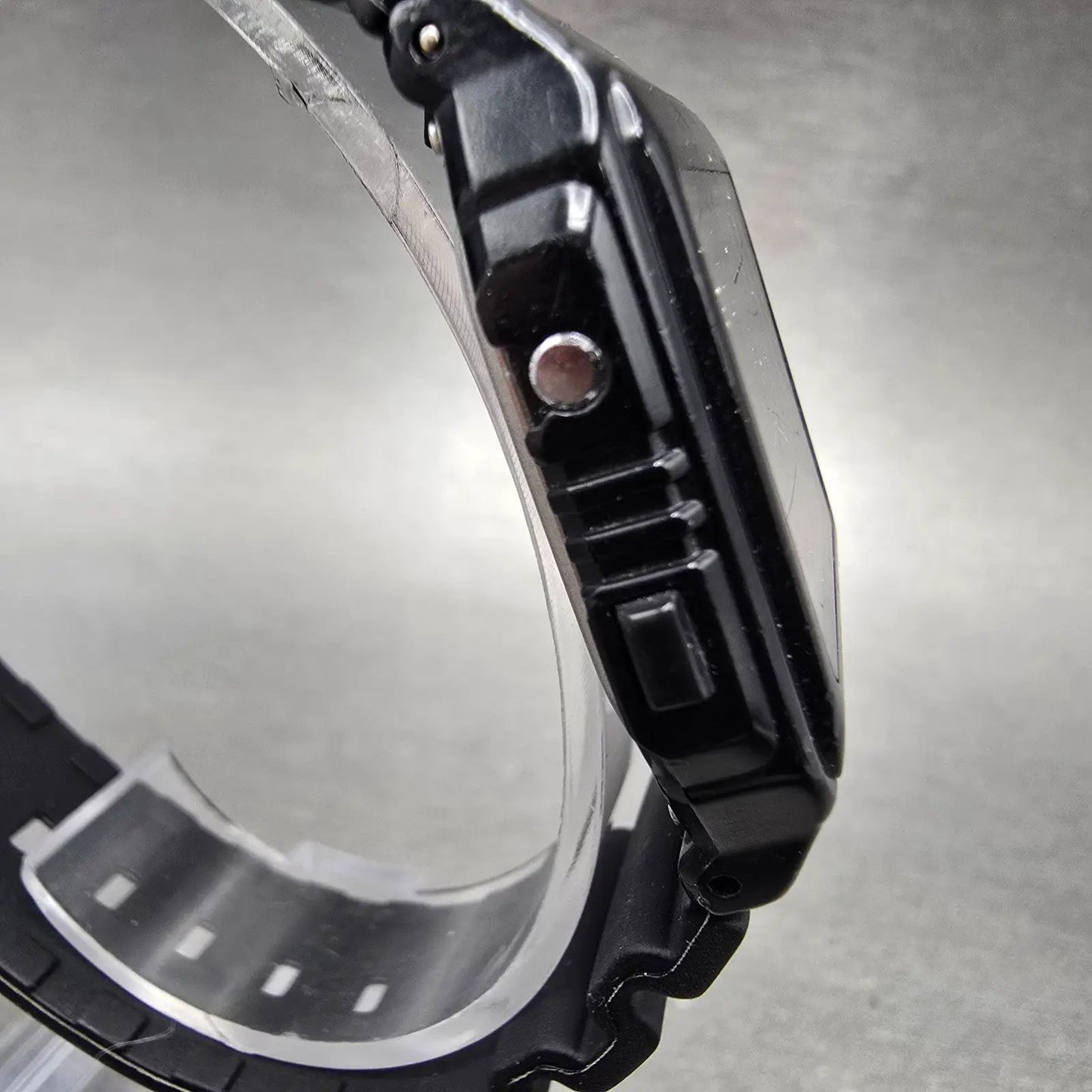 Casio W-50U World Time Watch Men 32mm Black Alarm Chronograph New Battery VTG3