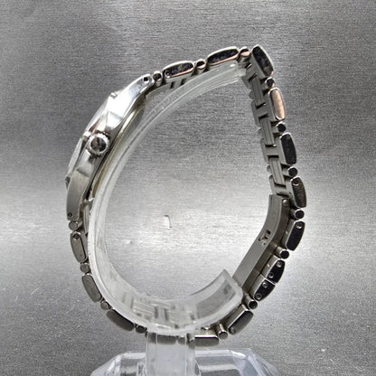 Bulova Watch Women 29mm MOP Dial Two Tone Date Round Diamonds 98P116 New Battery6