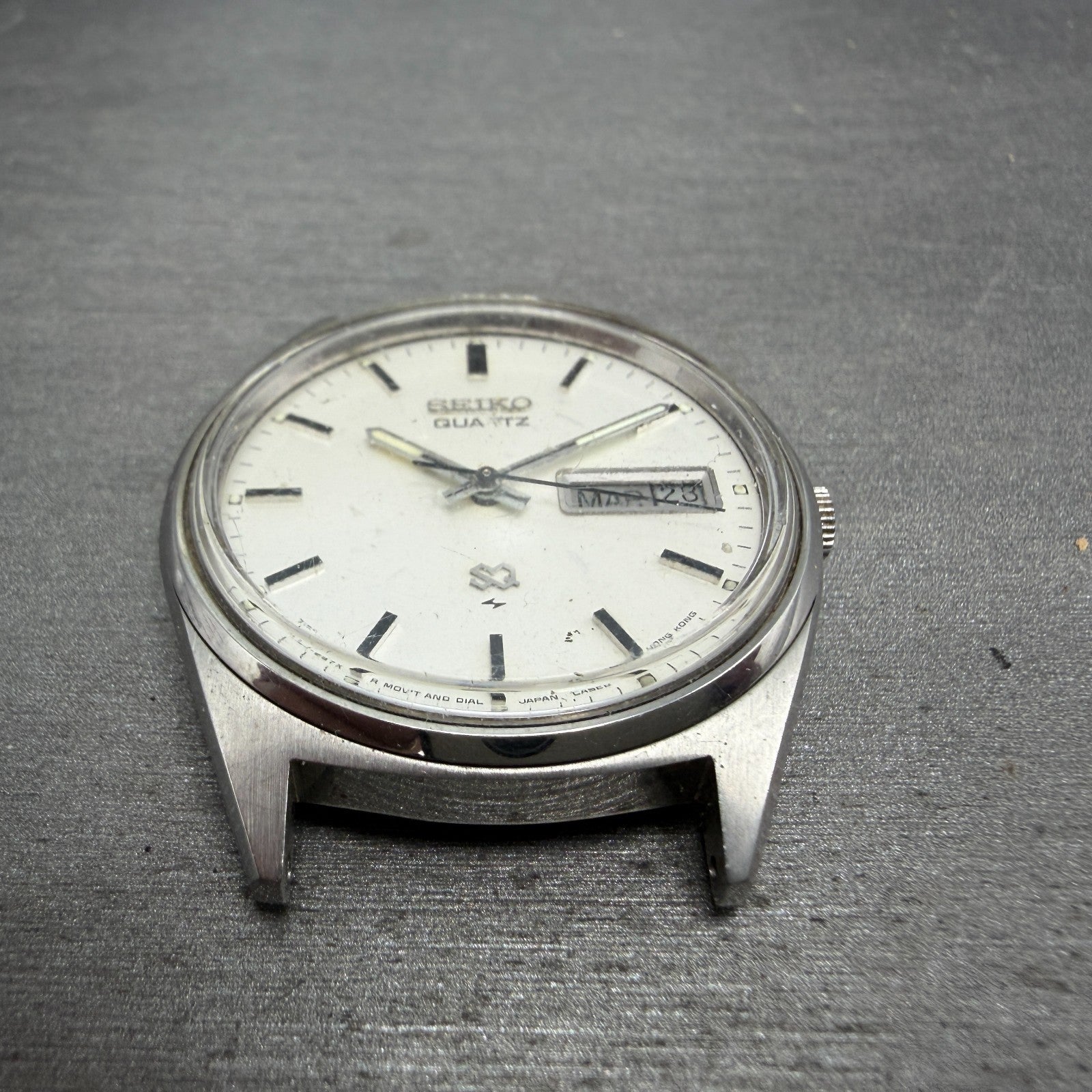 Seiko SQ Watch Men 35mm Silver Dial Silver Tone Daydate Round 7123-8429 PARTS3