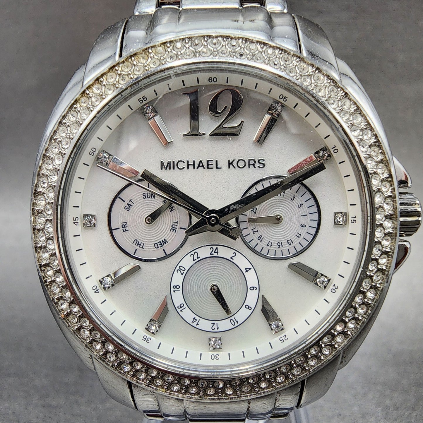 Michael Kors Cameron Watch Women 38mm MOP Dial Steel Daydate Round New battery1