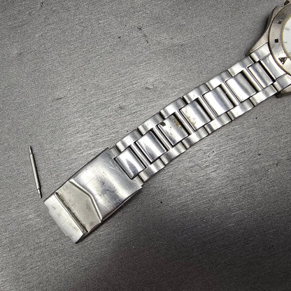 Givenchy Watch Men 35mm White Dial Silver Tone Round  Broken Bracelet PARTS7