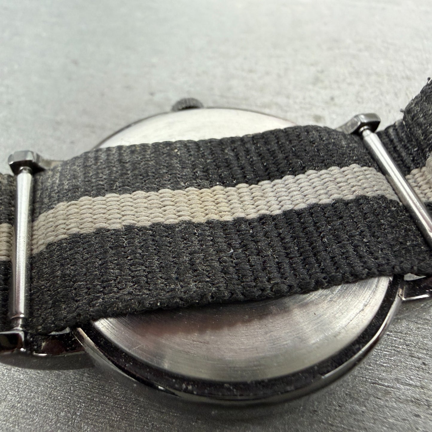 Timex Weekender Watch Men 38mm Black Dial Black Tone Round T2N889 New Battery9