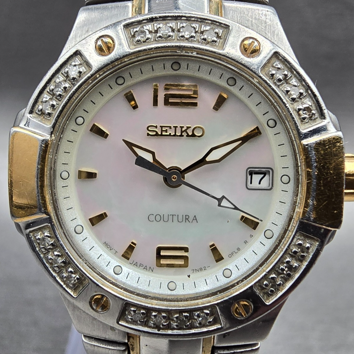 Seiko Coutura Watch Women 26mm MOP Dial Two Tone Date Diamond 7N82-0CG0 NewBat L1