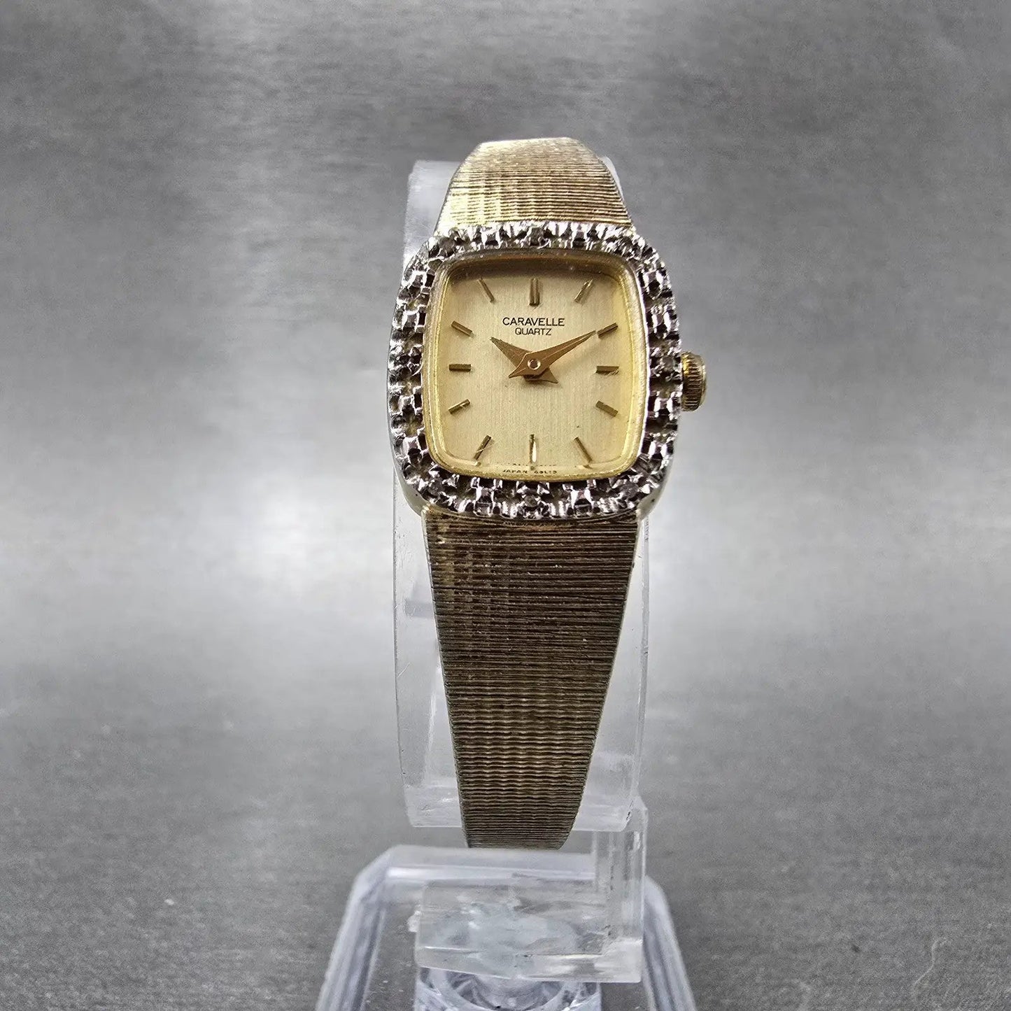 Bulova Caravelle Watch Women 17mm Champagne Gold Tone Recatngle 46L15 NewBattery5