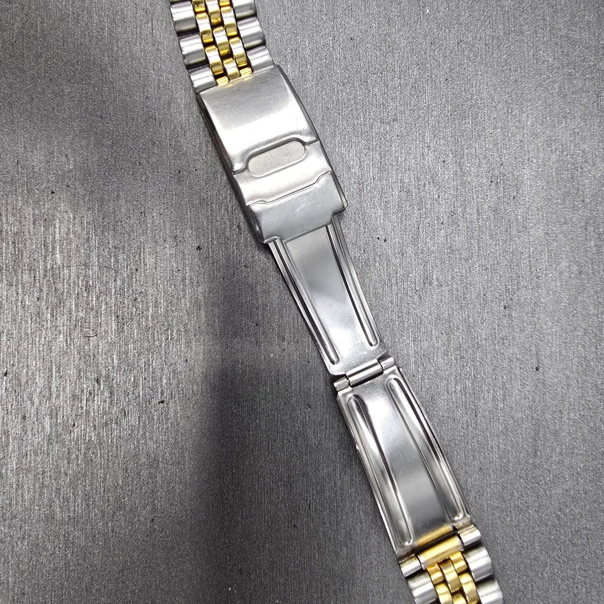 Seiko Bracelet 20mm Stainless Steel Two Tone Tri Folding Clasp VTG Japan11