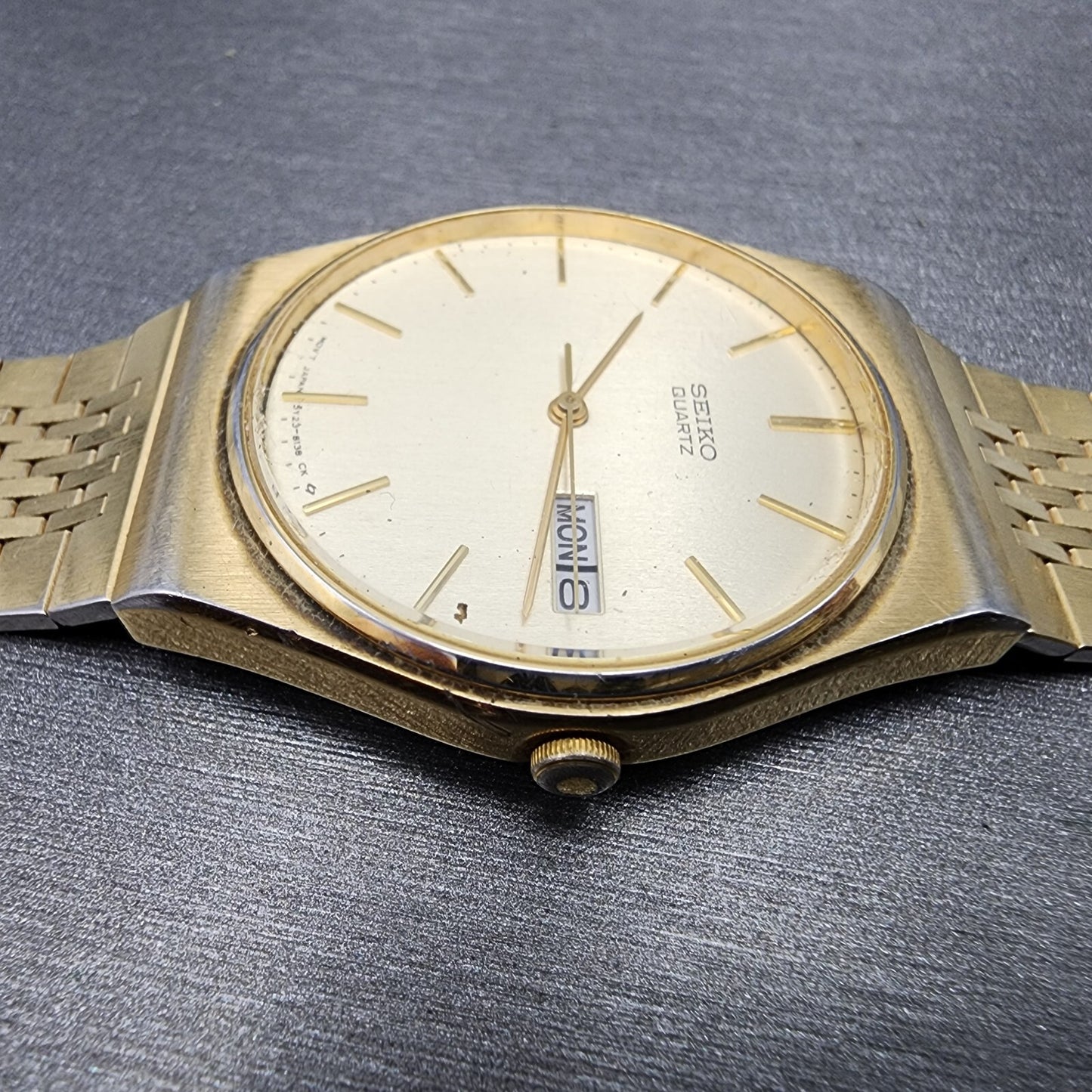 Seiko Watch Men 33mm Cream Dial Gold Tone Daydate Round 5Y238119 PARTS4