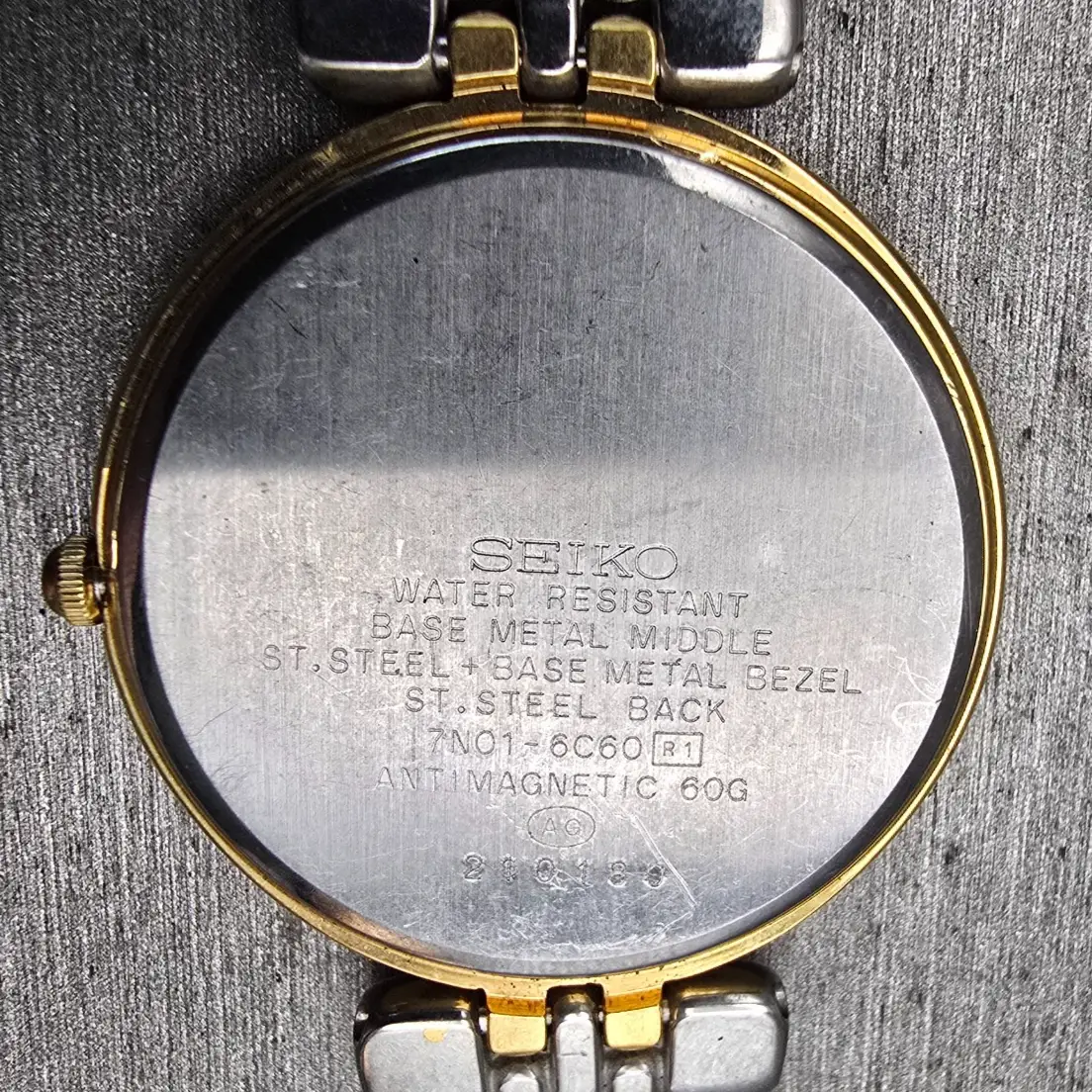 Seiko Lucent Watch Men 30mm White Dial Two Tone Round 7N01-6C60 New Battery VTG10