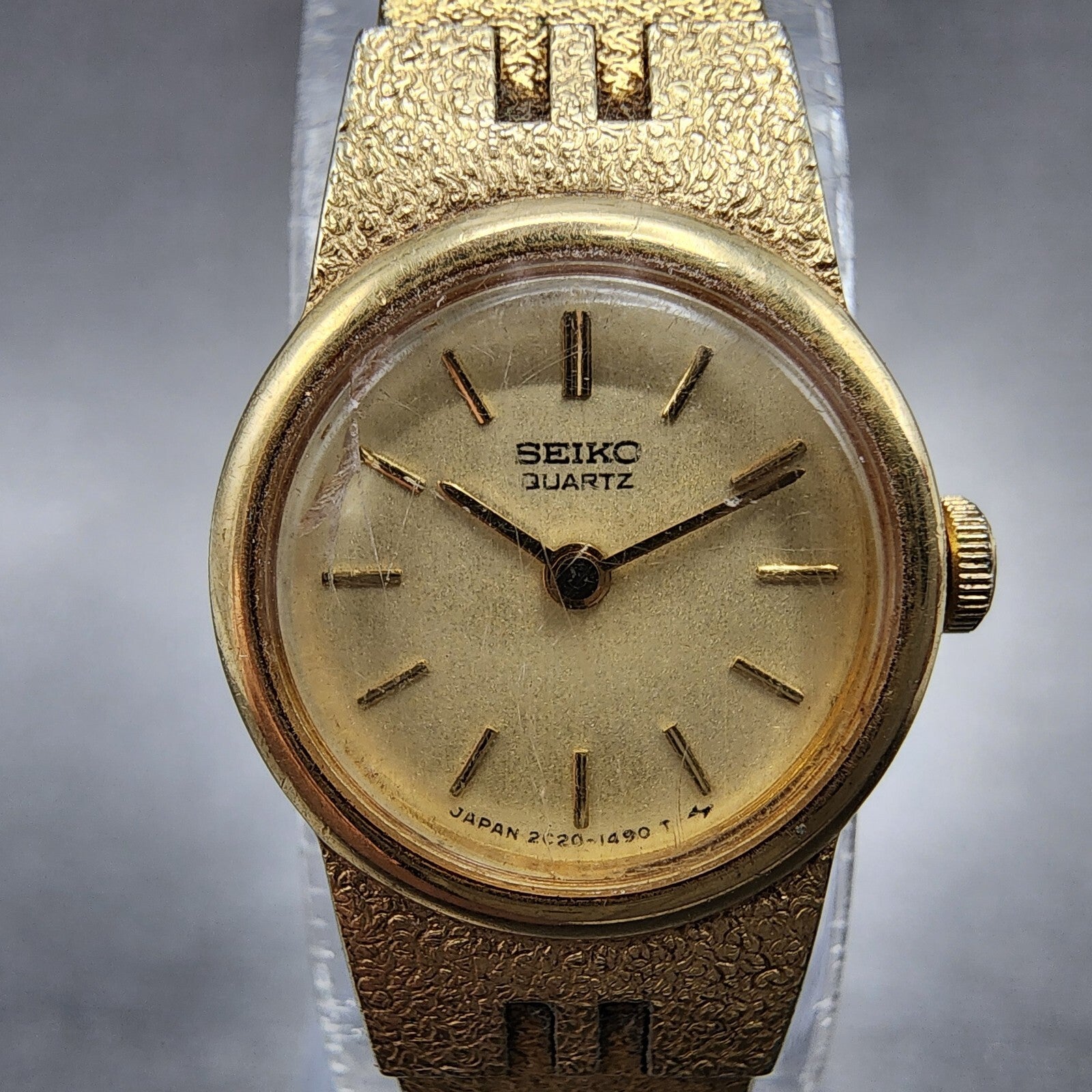 Seiko Watch Women 17mm Champange Dial Gold Tone Round 2C200209 New Battery1