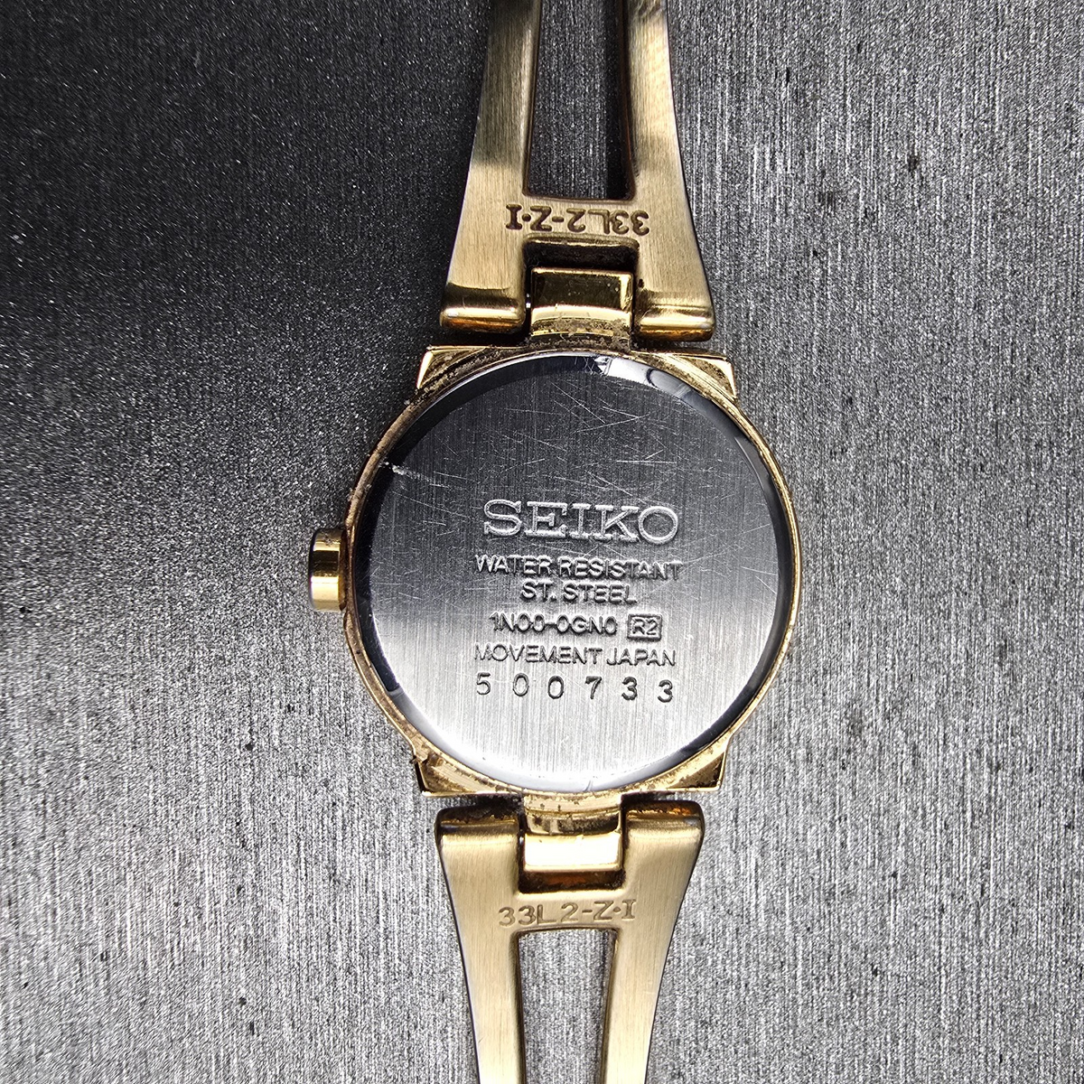 Seiko Watch Women 20mm MOP Dial Gold Diamonds Round 1N00-0GN0 New Battery10