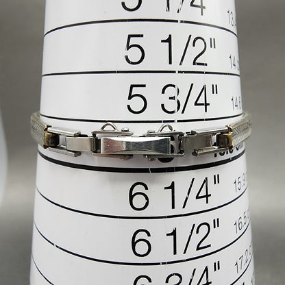 Seiko Queen Seiko Watch Women 15mm Silver dial Silver Tone Manual 10207040 Runs10