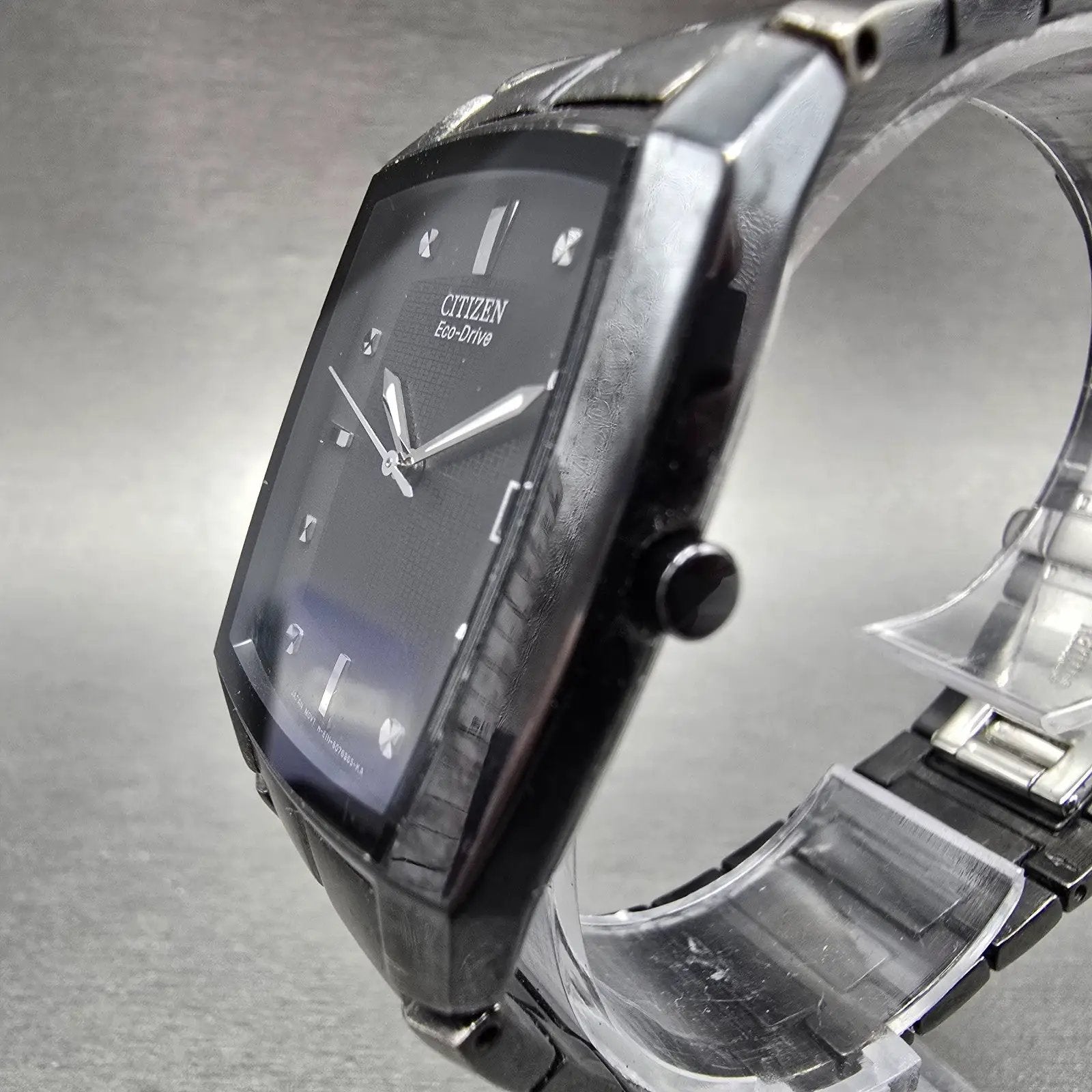 Citizen Eco-Drive Tank Watch Men 31mm Black Dial Black Date E111-S049377 Runs2