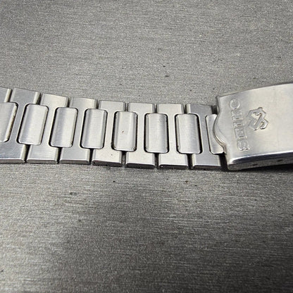 Seiko SQ Bracelet 19mm Stainless Steel Silver Tone Tri Folding Clasp READ!! Z3352