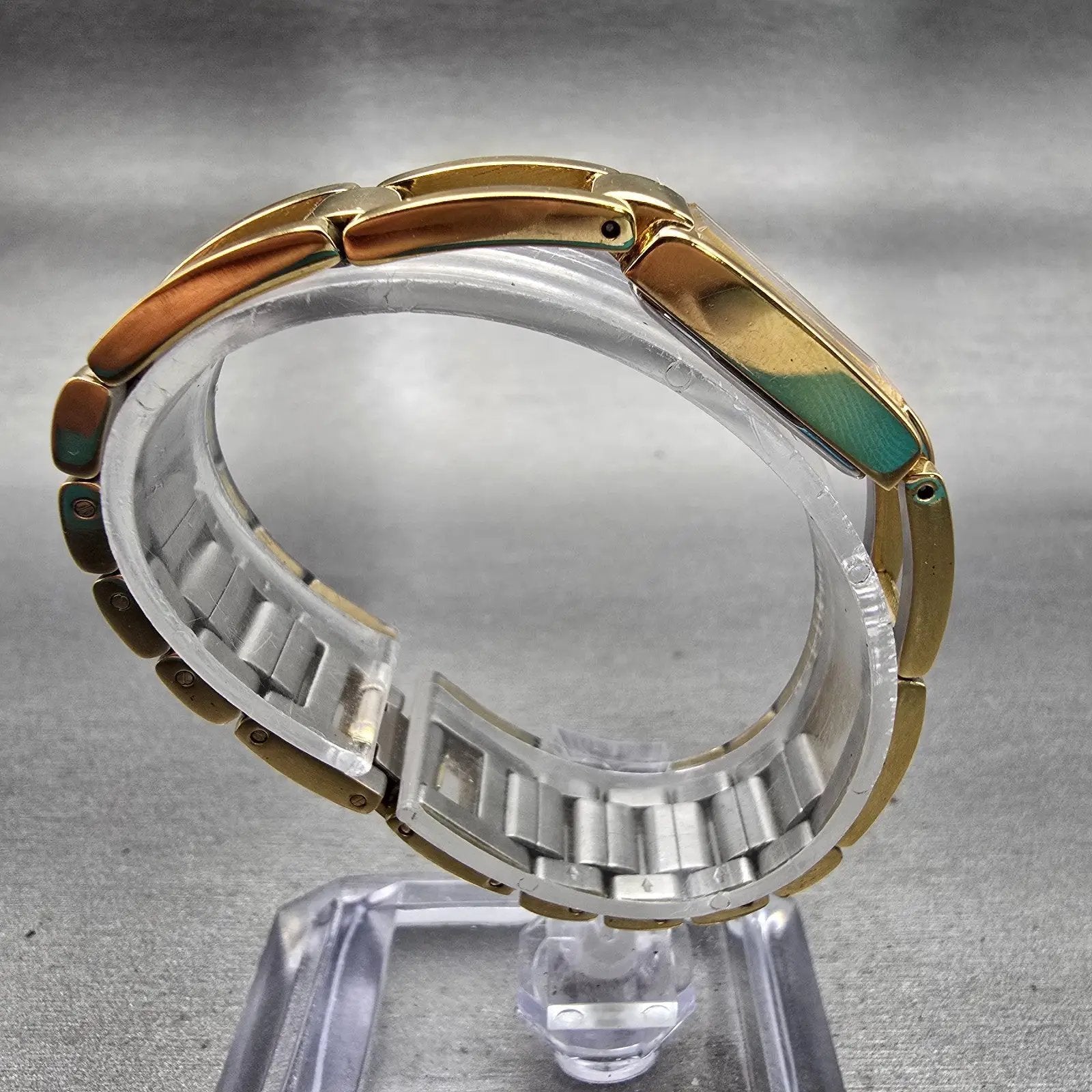 Seiko Pulsar Watch Women 12mm White Dial Gold Tone Rectangle V220-X012 New Batt8