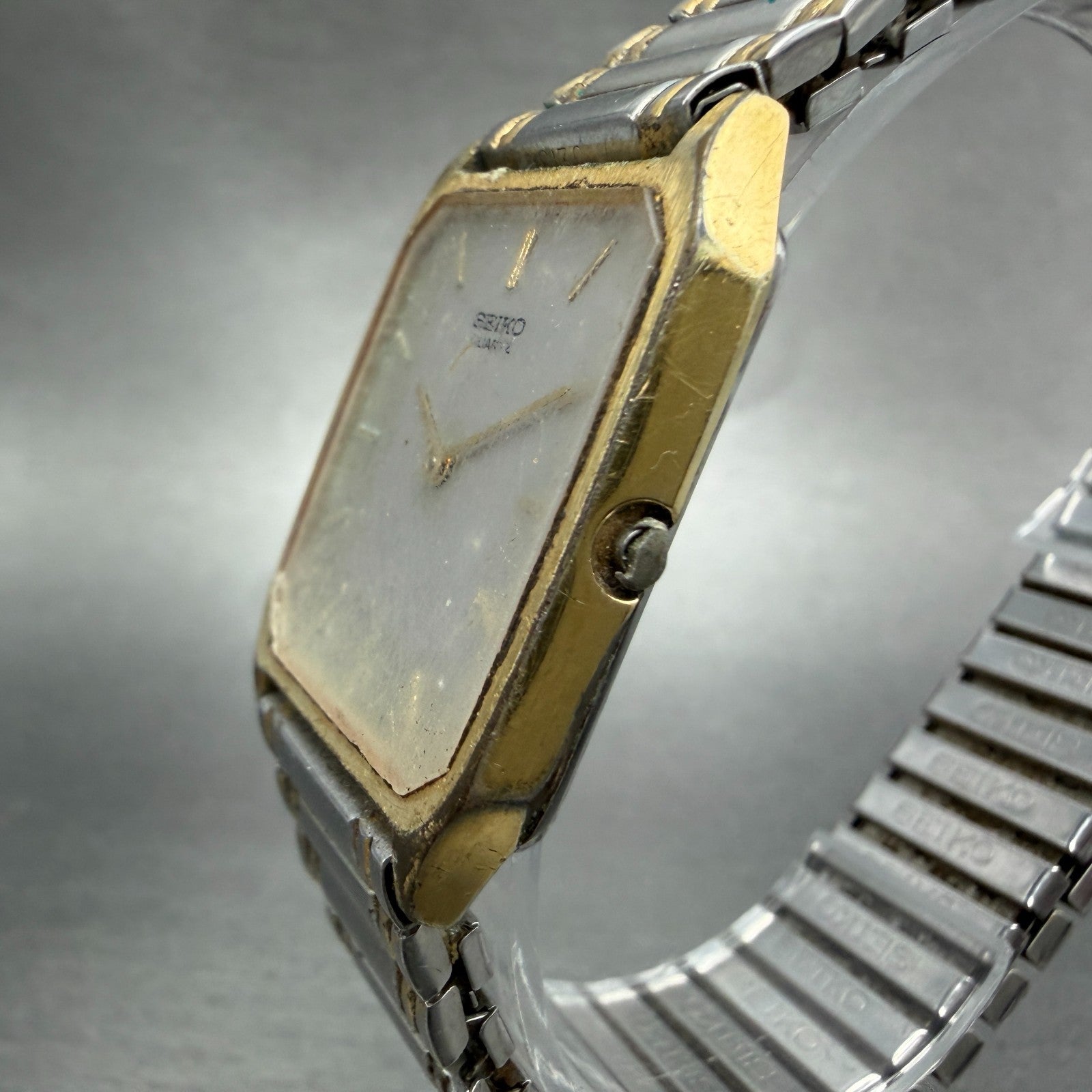 Seiko Tank Watch Men 26mm Gray Dial Gold Tone Rectangle 5P30-5D39 PARTS Vintage3