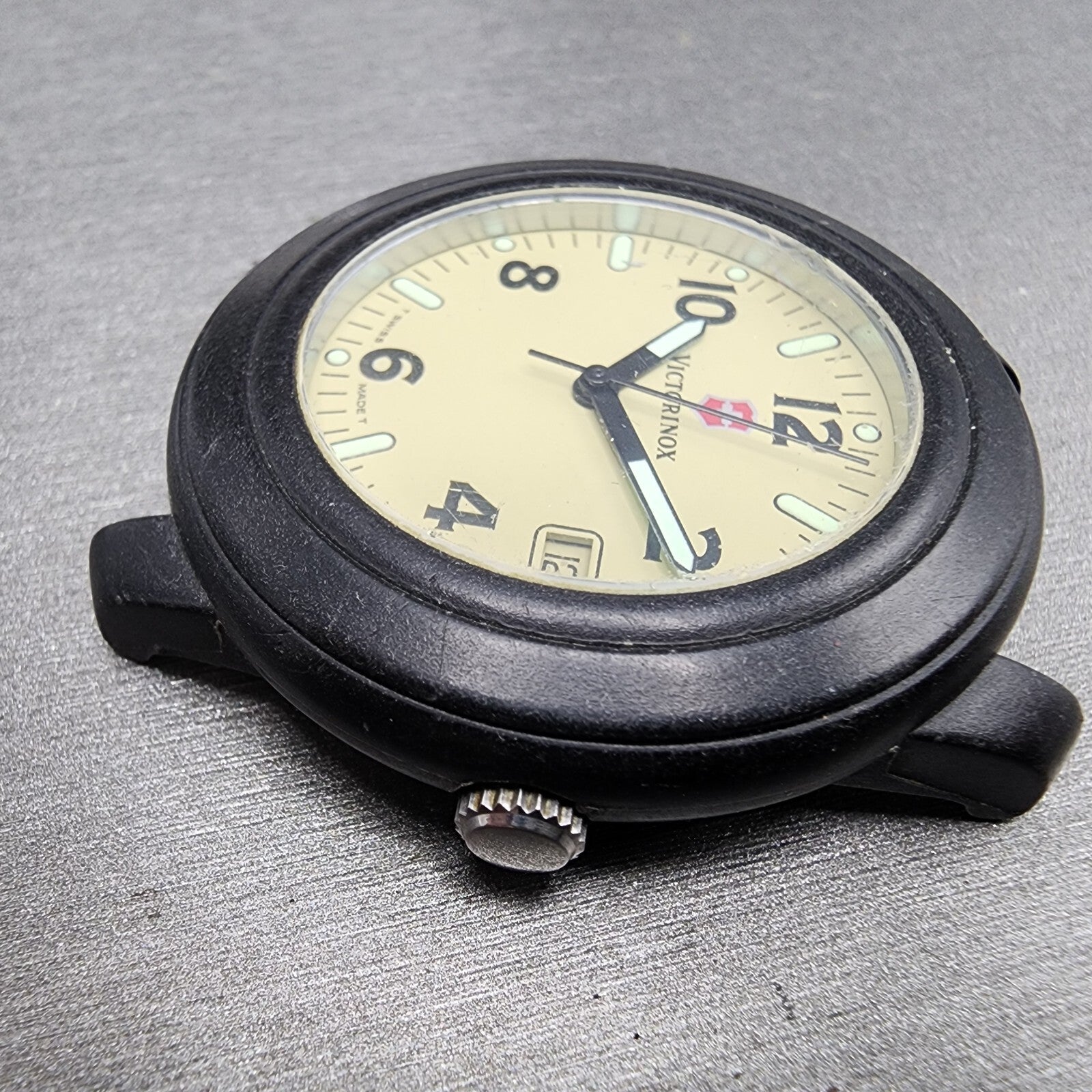 Victorinox Swiss Army Watch Men 40mm Biege Dial Black Tone Date Round New Batt5
