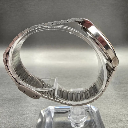 Seiko Watch Women 30mm Silver Dial Silver Tone Round 5Y91-6040 New Battery VTG8