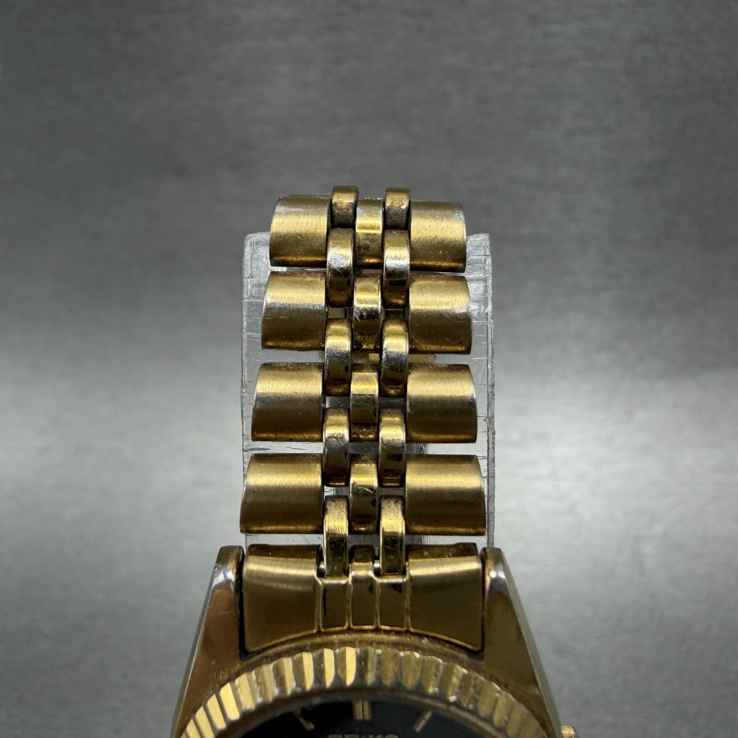 Seiko SQ Watch Women 24mm Black Dial Gold Tone Daydate 24mm Round New Battery NL4