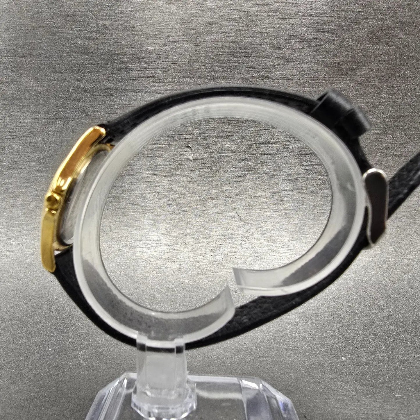 Movado Museum Watch Women 28mm Black Dial Gold Tone Round 87 E4 0823 New Battery6